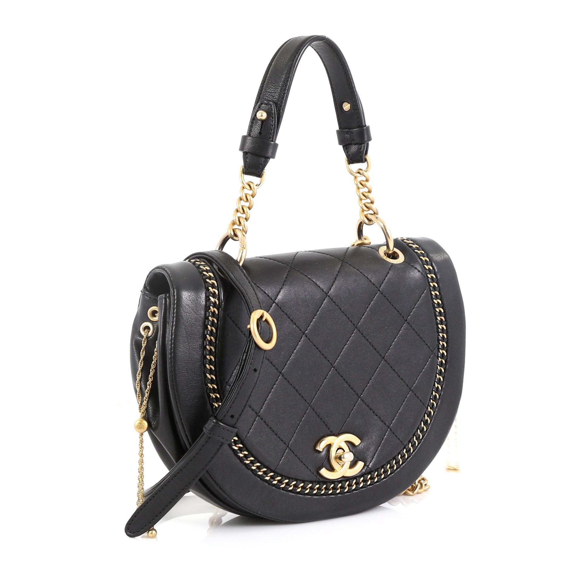 Saddle store bag chanel