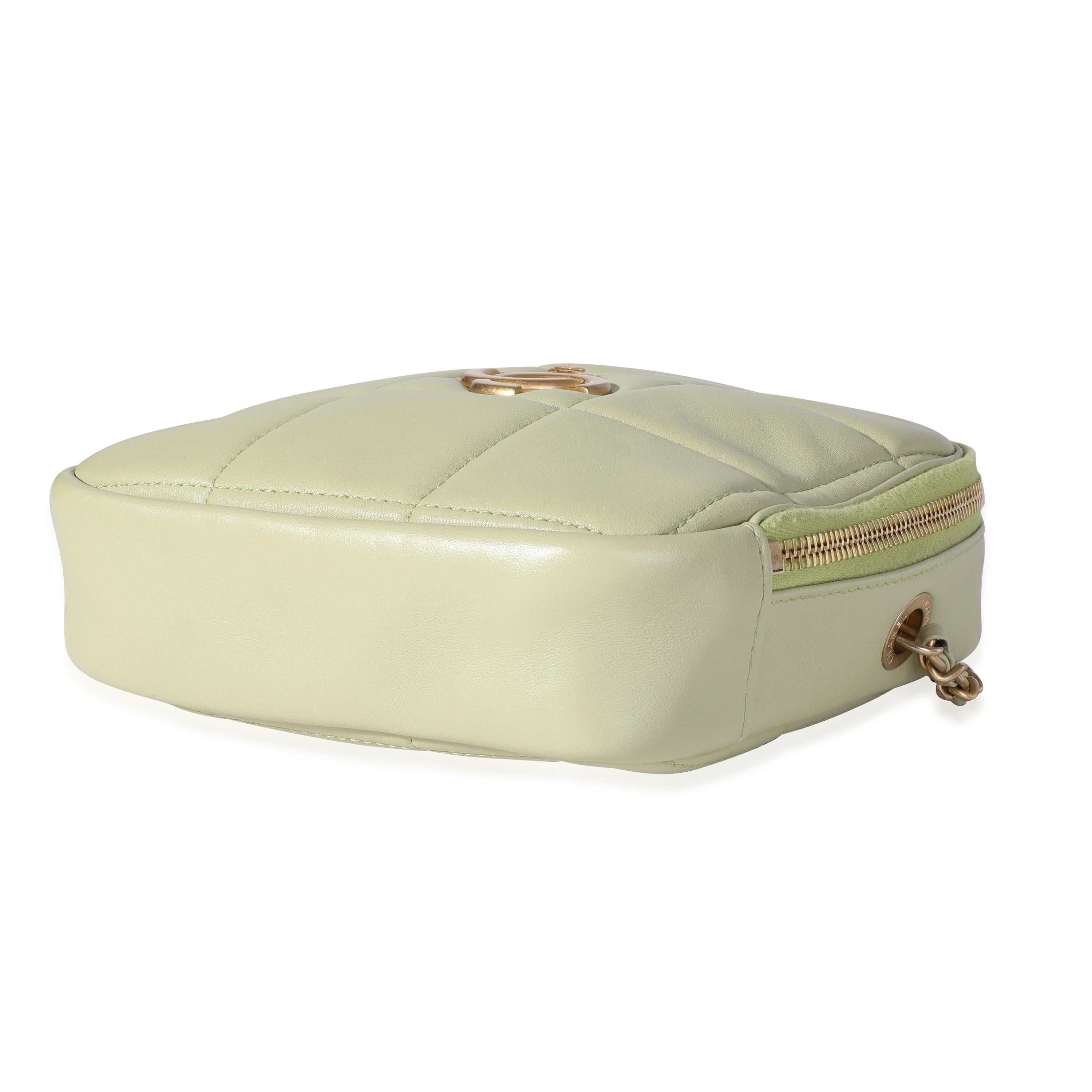 Borsa a tracolla Chanel Sage Quilted Lambskin Diamond CC 1