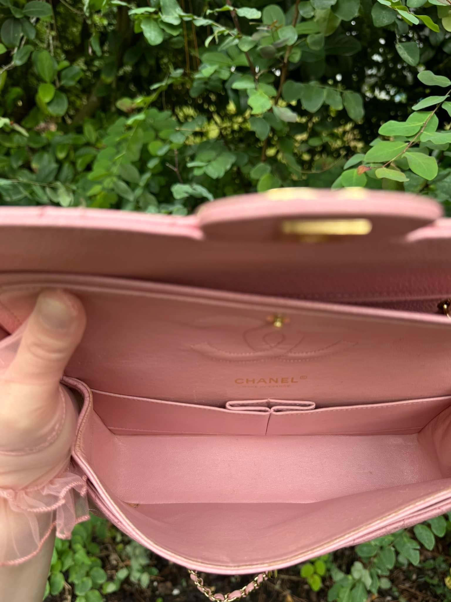 Chanel Sakura caviar medium double flap bag with GHW For Sale 4