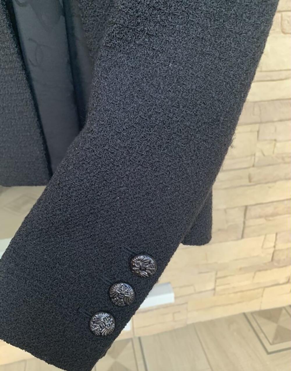 Women's or Men's Chanel Salzburg CC Buttons Black Tweed Jacket