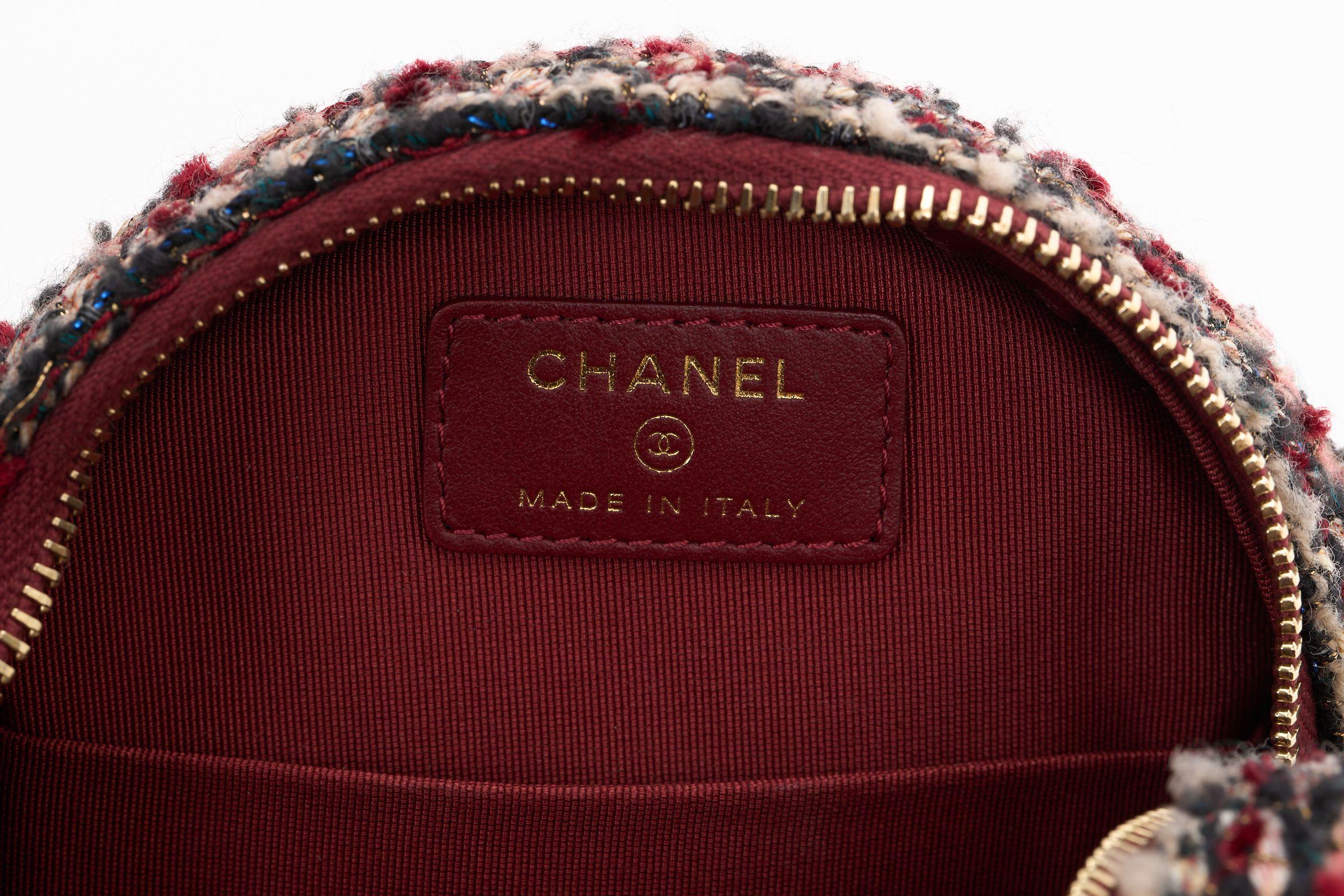 Chanel Salzburg Tweed Round Crossbody For Sale 1