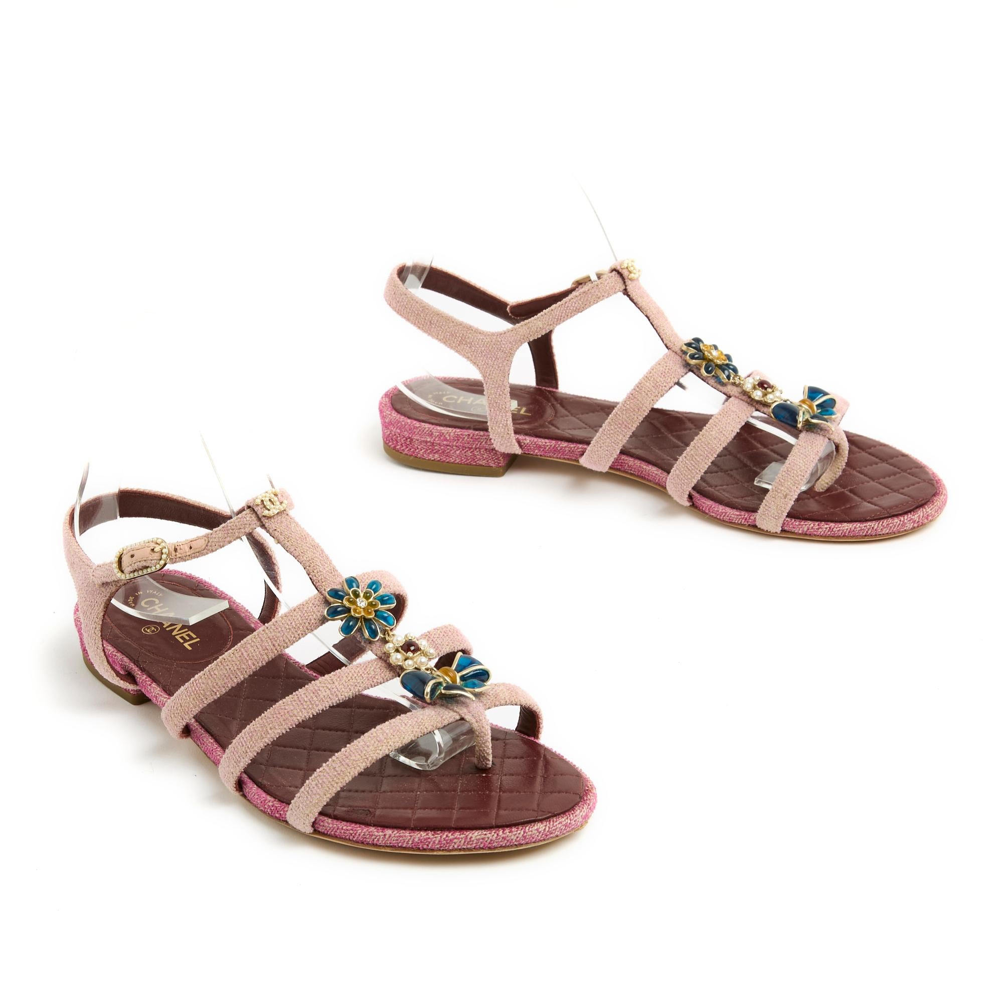 Chanel Sandales FR38 Sandalias de tweed rosa con joyas US8 Marrón en venta