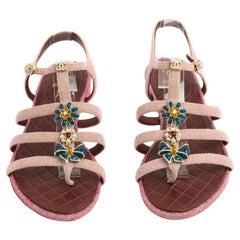 Chanel Sandalen FR38 Rosa Tweed mit Juwelenbesatz und flachen Sandalen US8