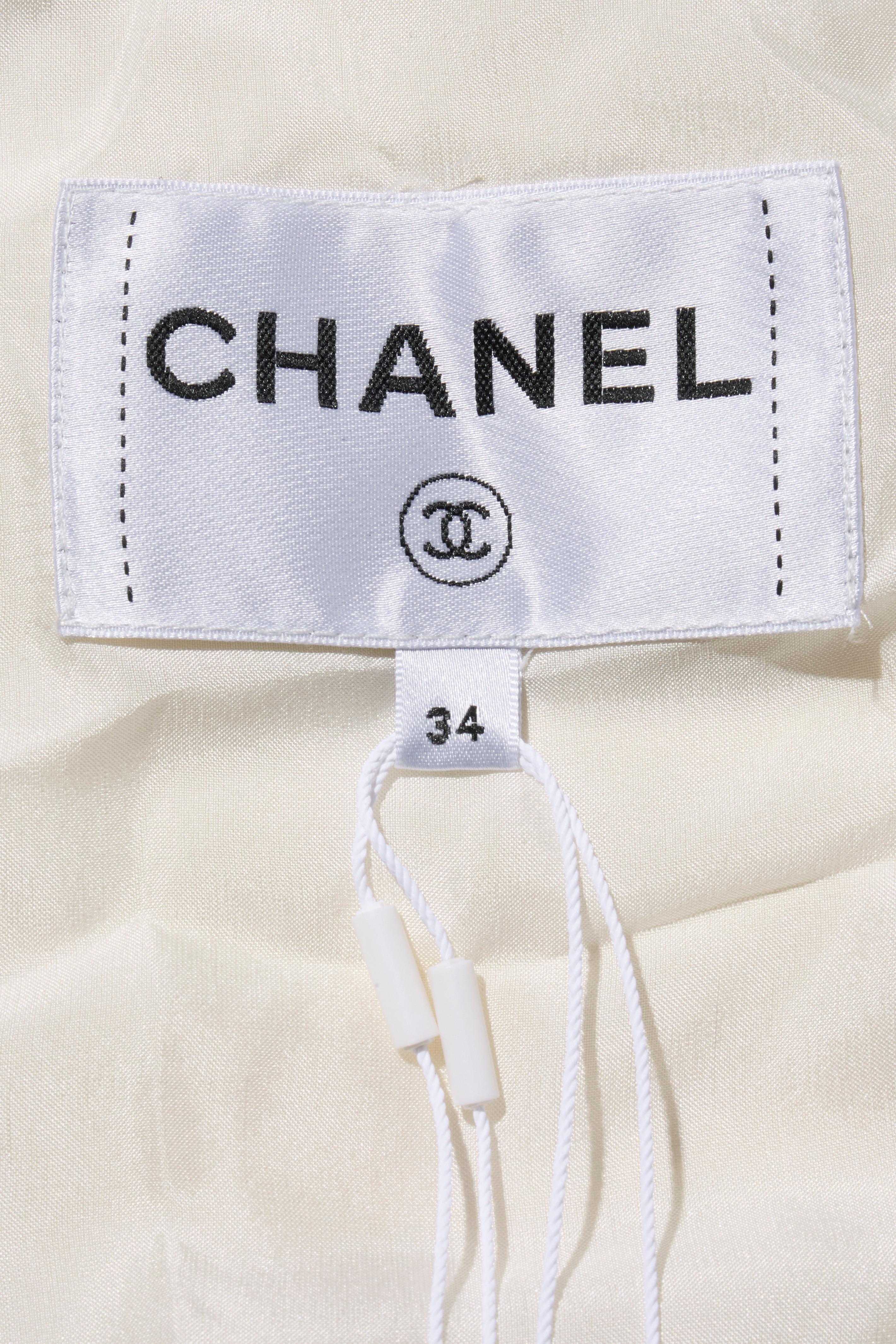 Chanel Satin Bomber Jacket Spring/Summer 2021 Ecru with Black Collar FR 34 NWT For Sale 8
