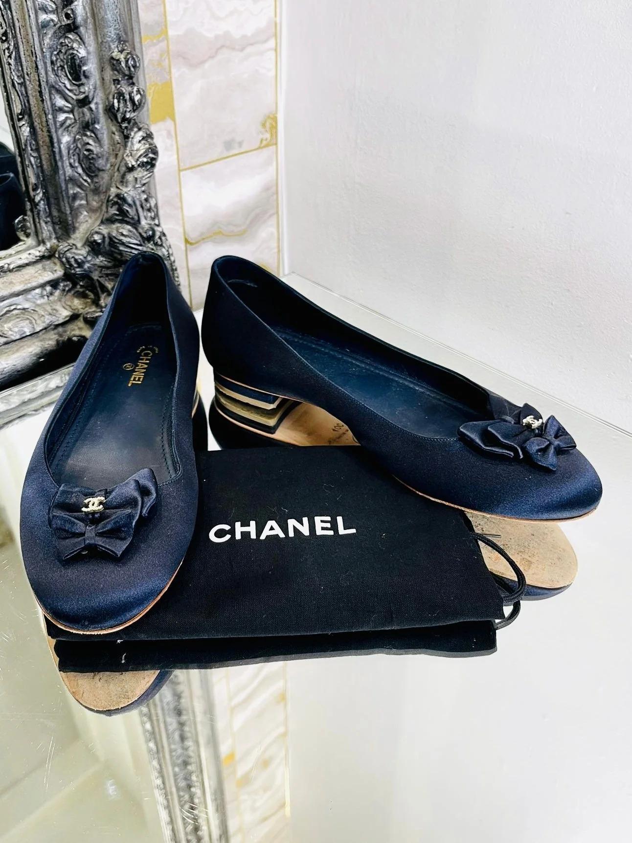 Women's Chanel Satin Bow & Crystal 'CC' Logo Ballet Flats For Sale