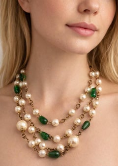 CHANEL SAUTOIR, green pate de verre by Gripox Paris, faux pearls, signed 1983