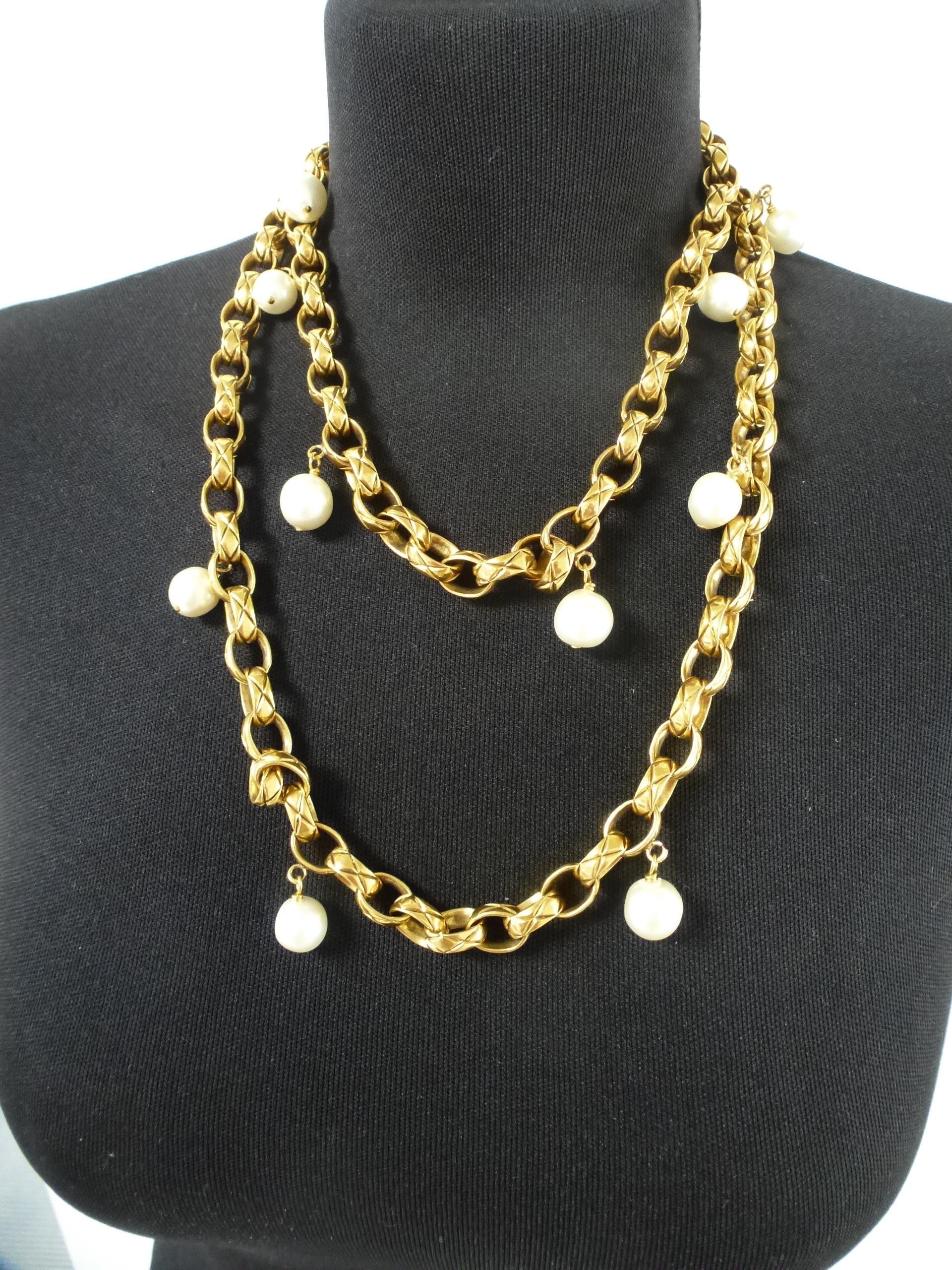 CHANEL necklace by Robert Goossens with imitation pearls, gold plated 1985s  2