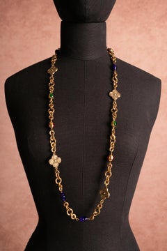 Collar sautoir de Chanel por Karl Lagerfeld 1985