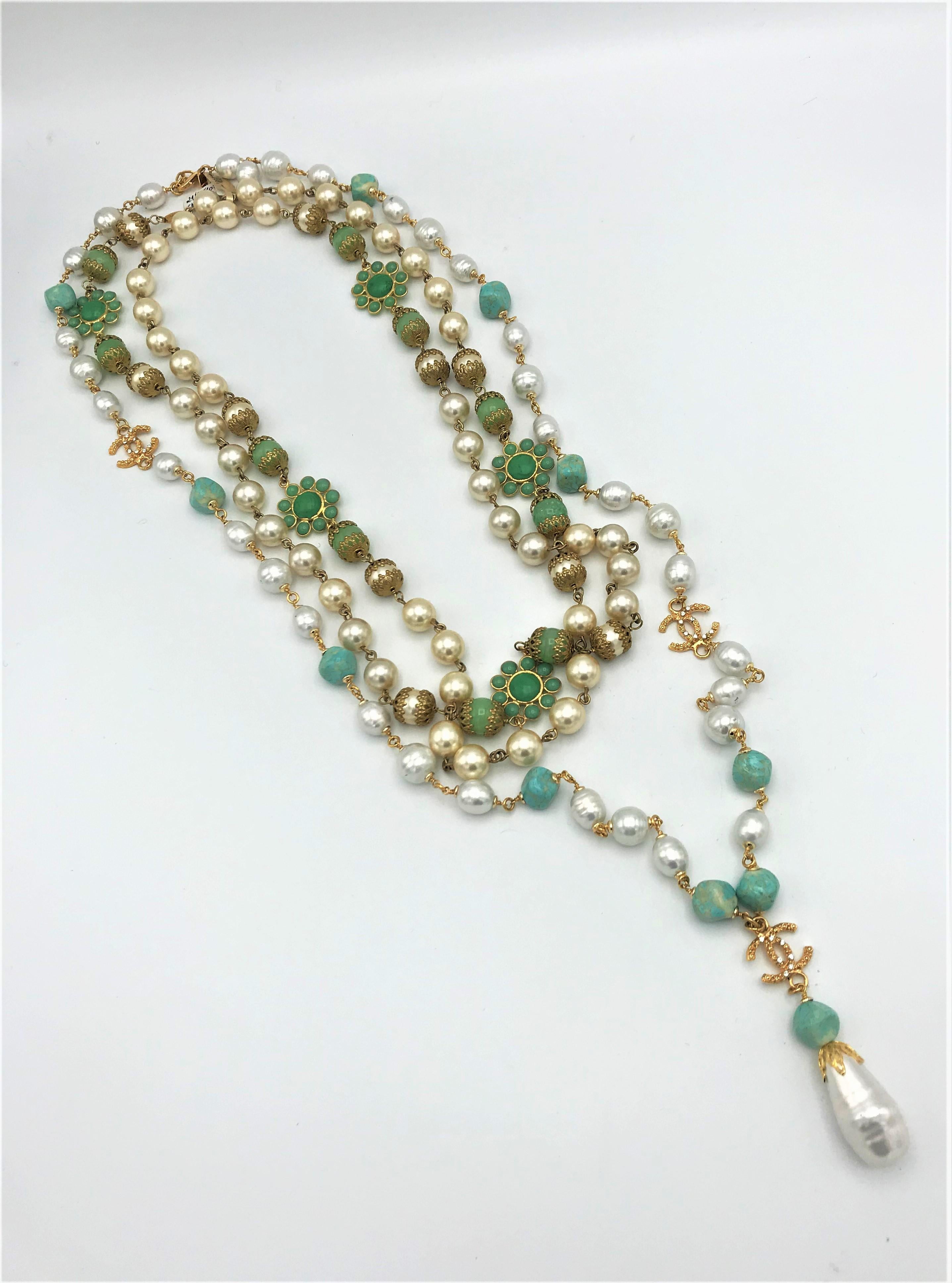 Artisan Chanel necklace with faux pearls and jade Gripoix flowers and balls sign. 1991 