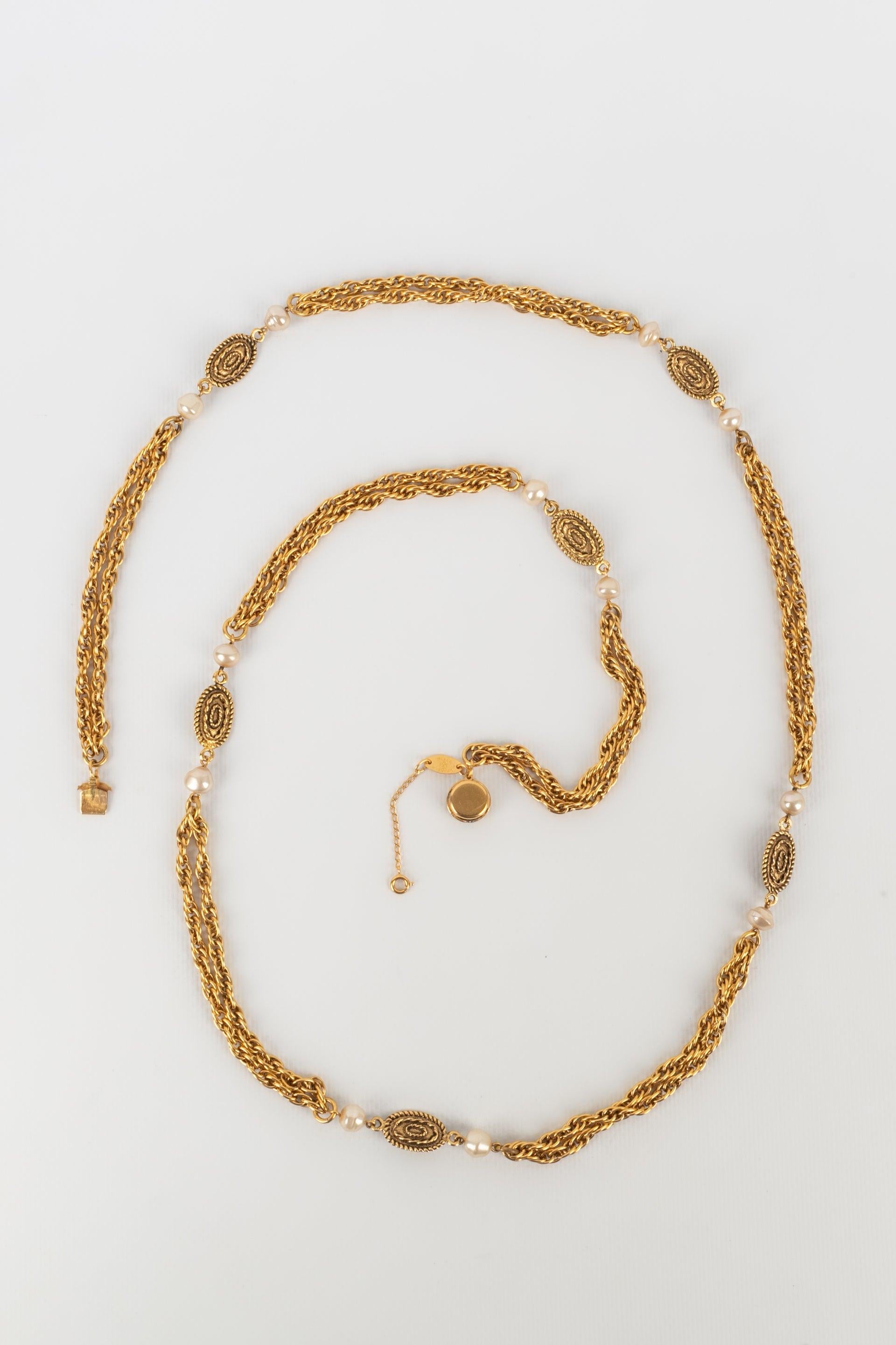 Chanel Sautoir with Costume Pearls and Tiny Glass Paste Cabochons, 1982 1