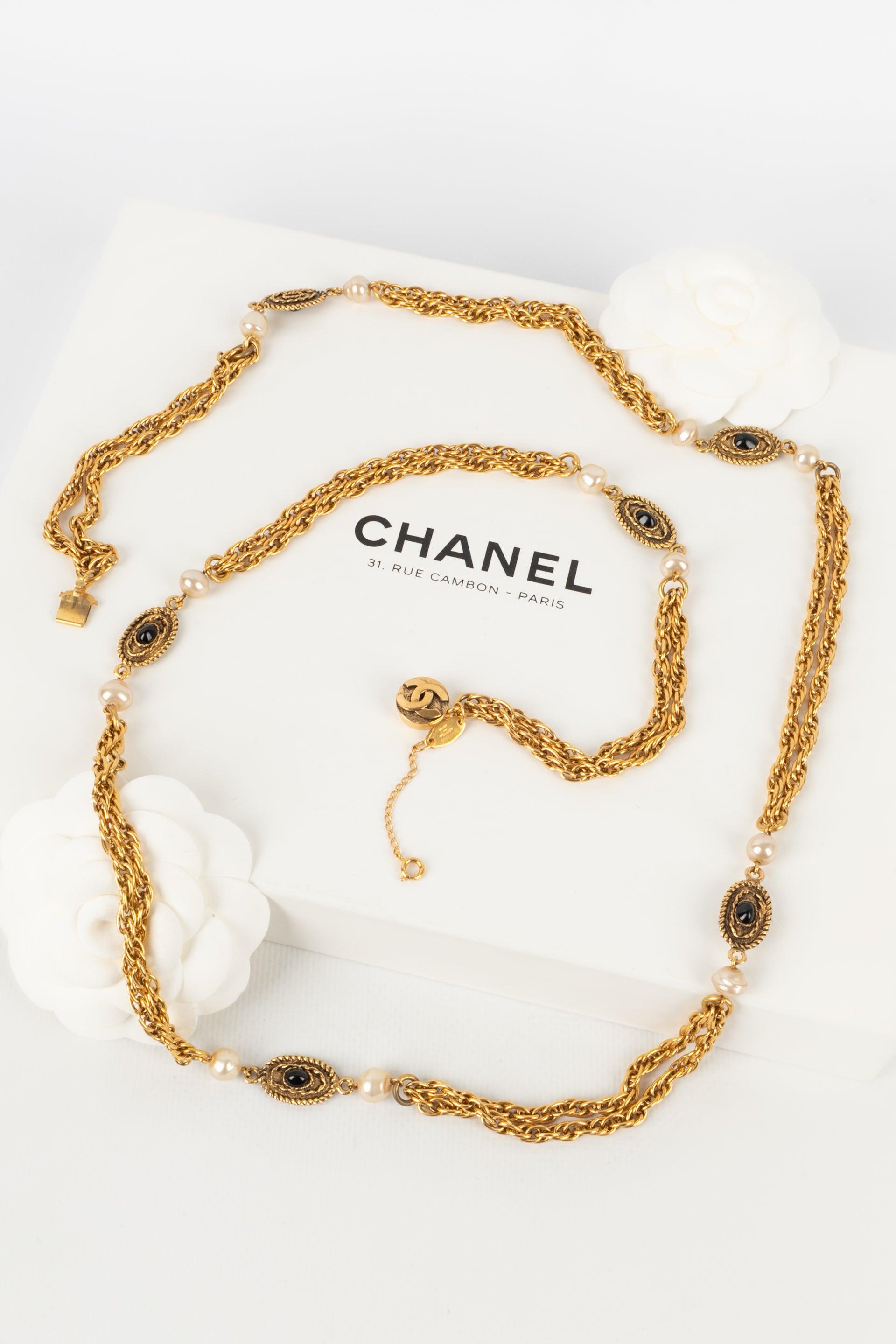 Chanel Sautoir with Costume Pearls and Tiny Glass Paste Cabochons, 1982 3
