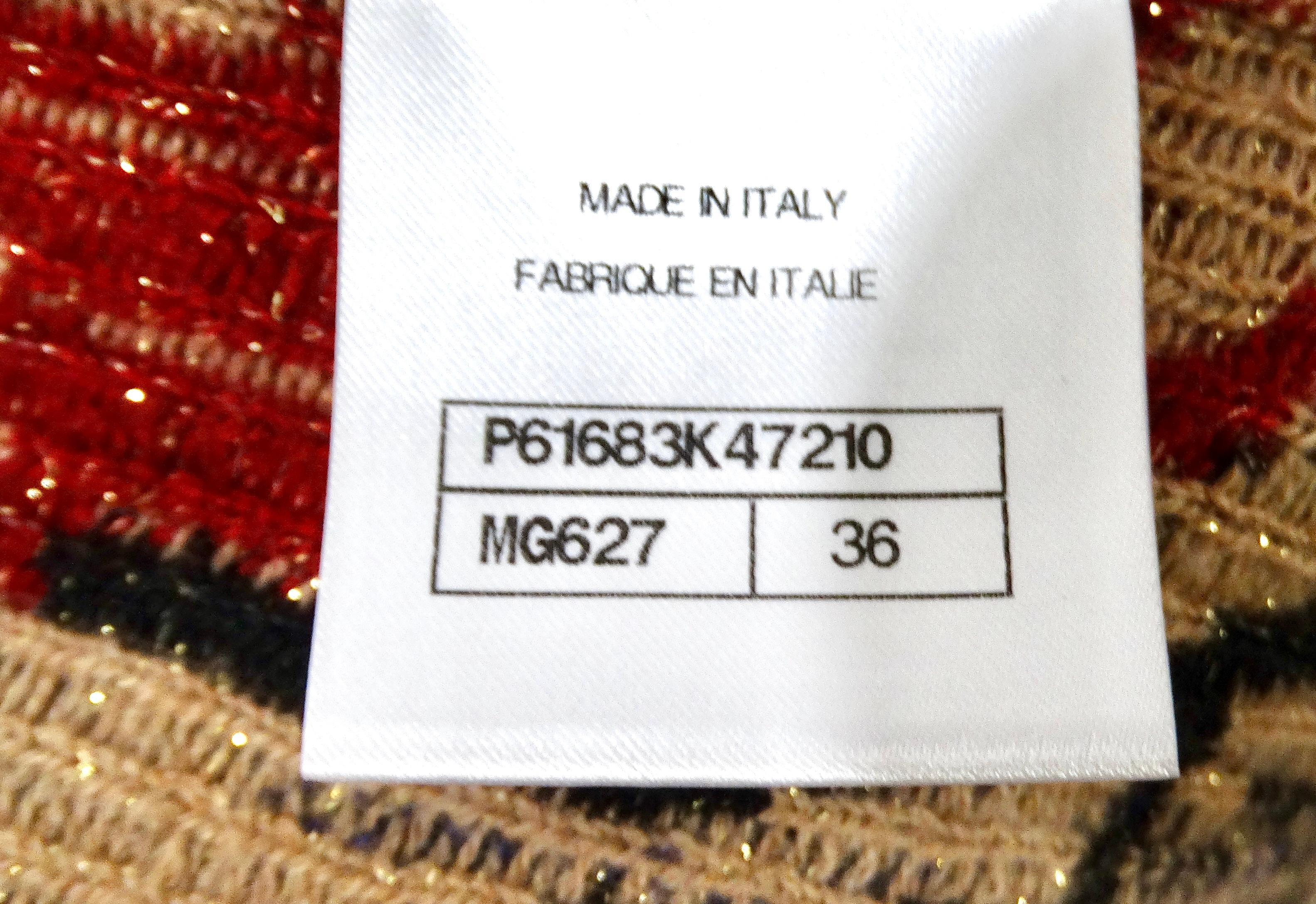 Chanel Gilet pull-over long en cachemire imprimé scarabée égyptien Runway 2019 en vente 8