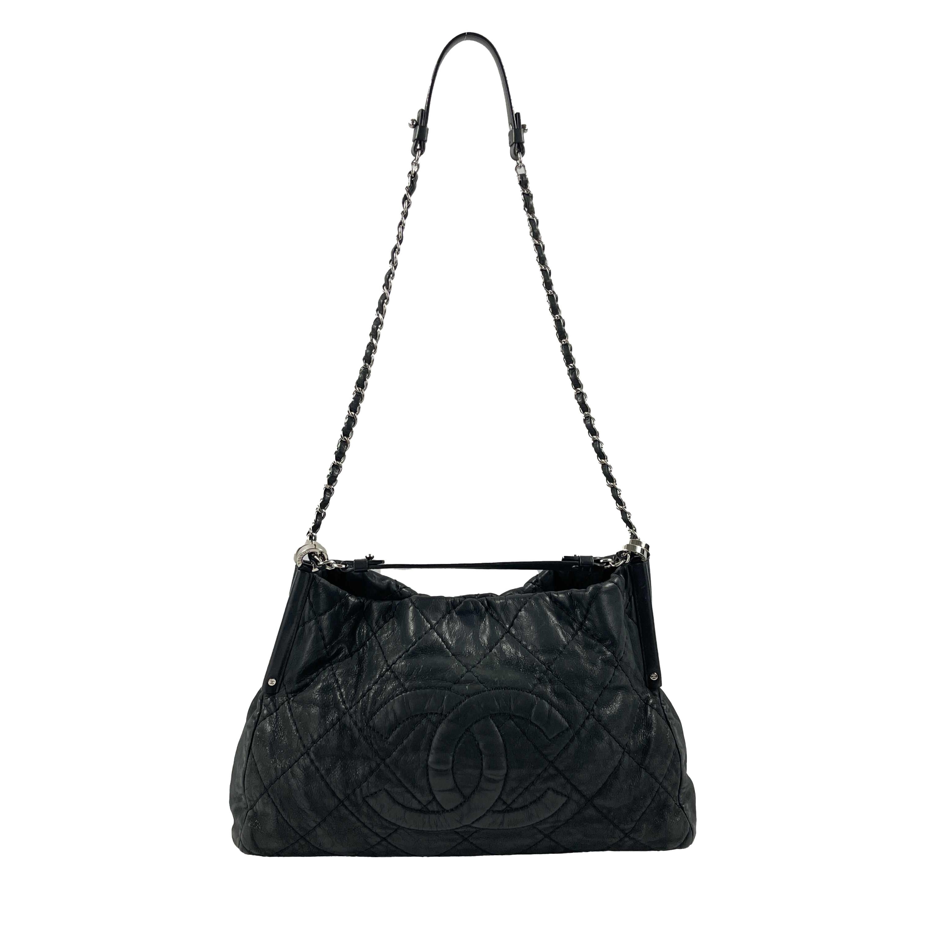 CHANEL - Sea Hit Black Iridescent CC Calfskin Medium Shoulder Bag For Sale 5