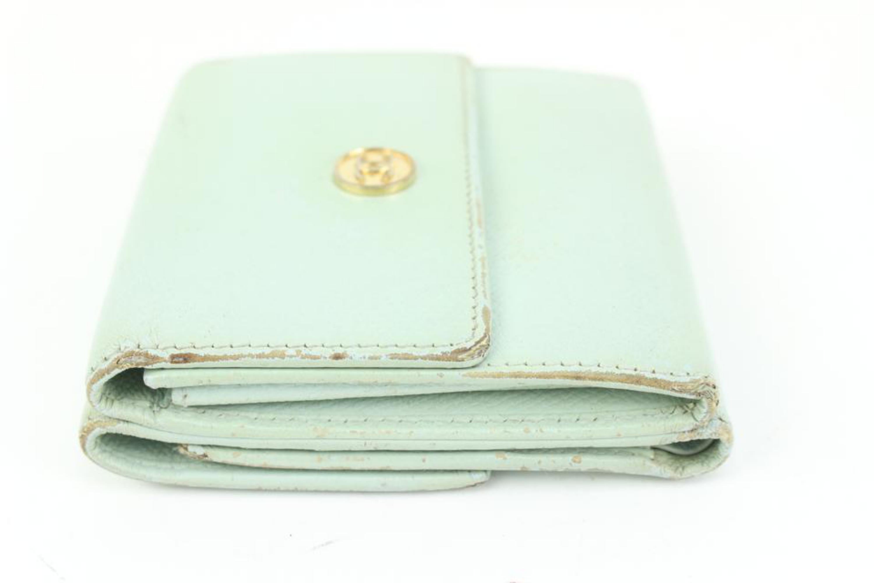 Women's Chanel Seafoam Green Calfskin Button Line Compact Trifold Wallet 54ck325s For Sale