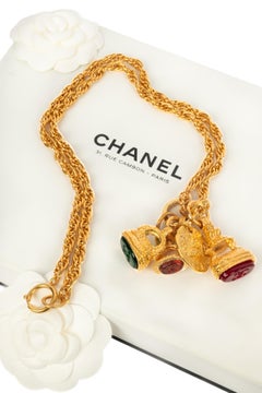 Chanel seal necklace 1993