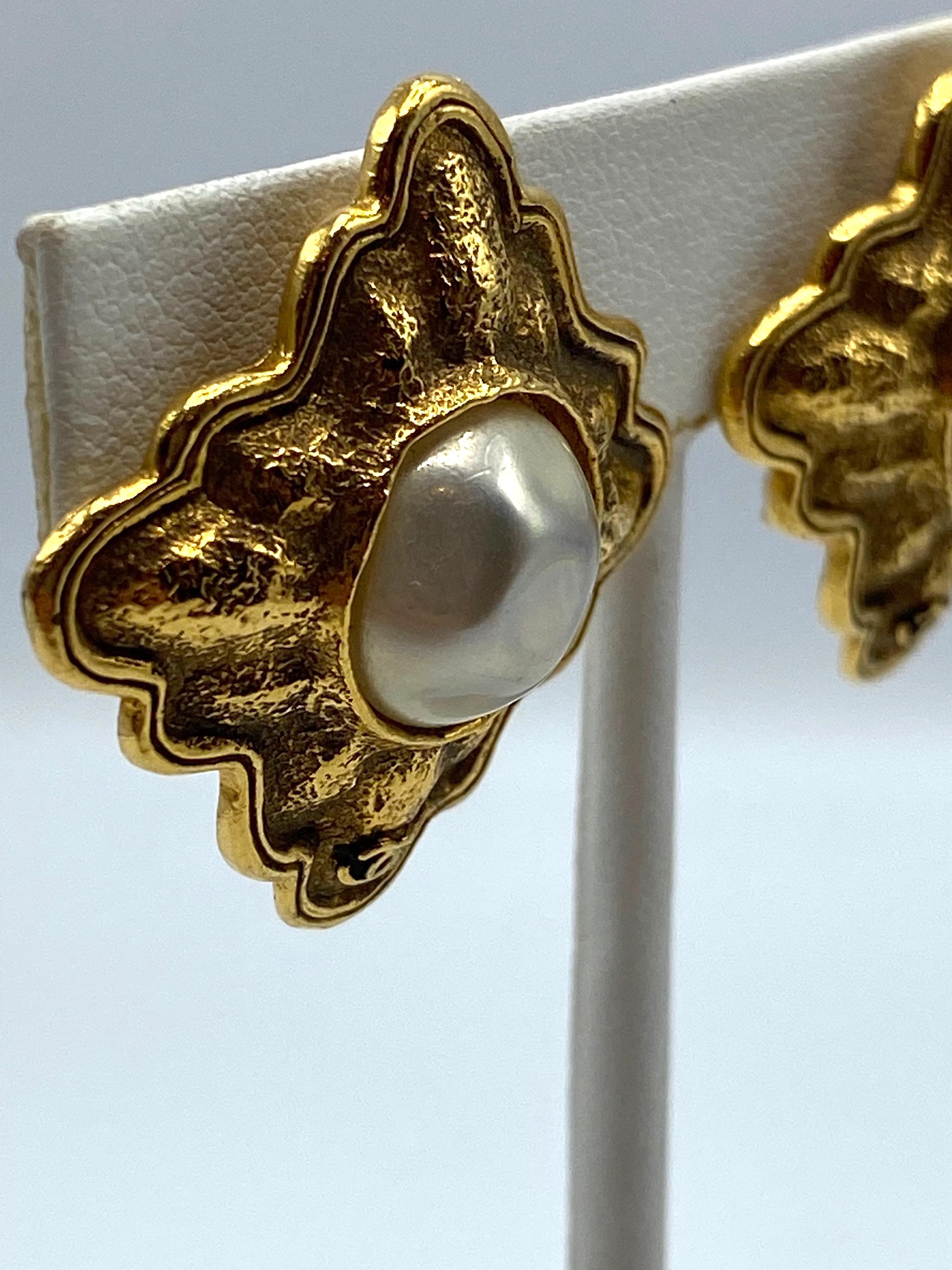 Women's Chanel Season 26, 1989 Gold and Pearl Earrings design by Victoire de Castellane
