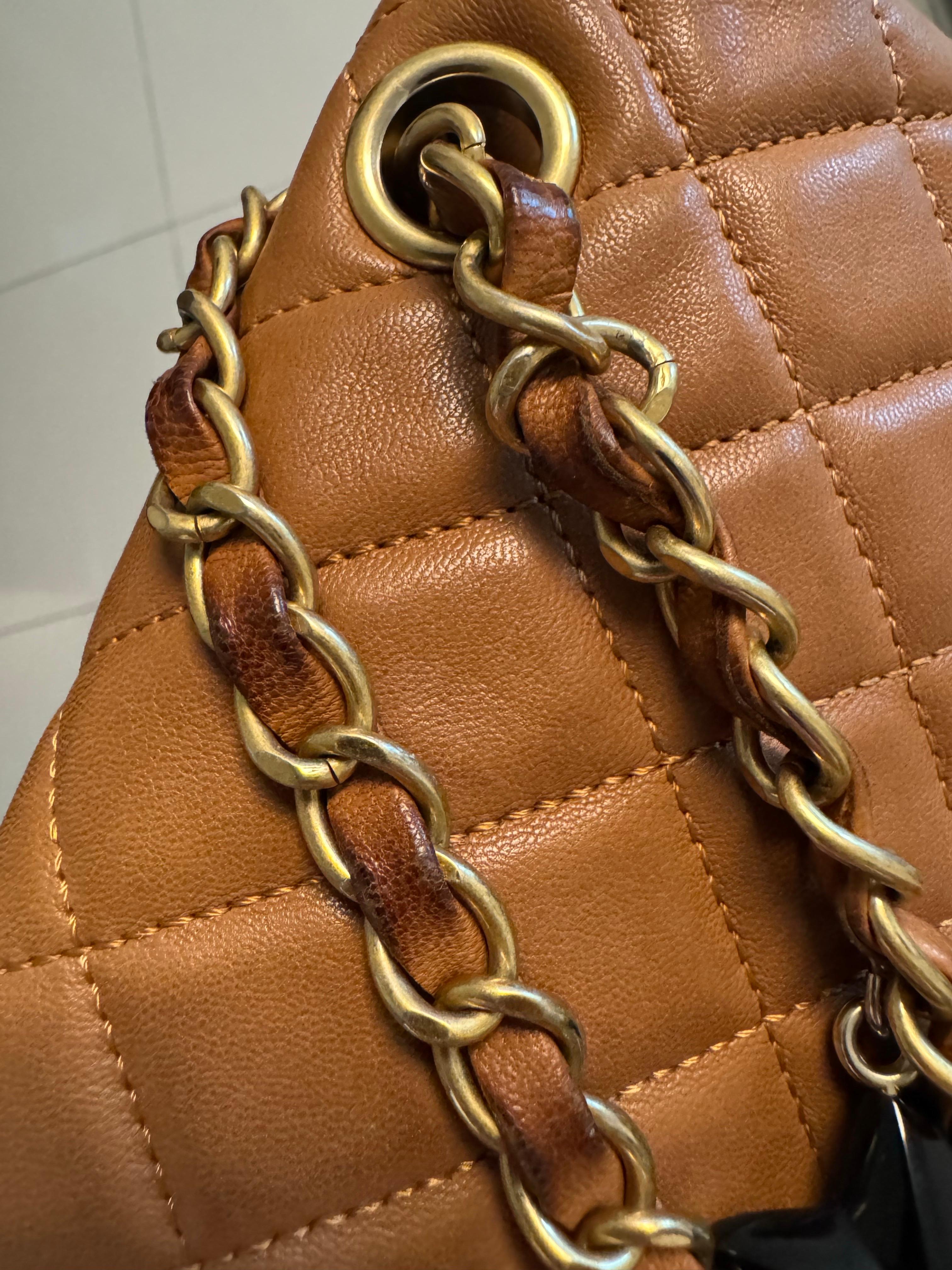 Chanel Seasonal Flap Medium Caramel Tan Brown Leather Valentine Marine Charms For Sale 14