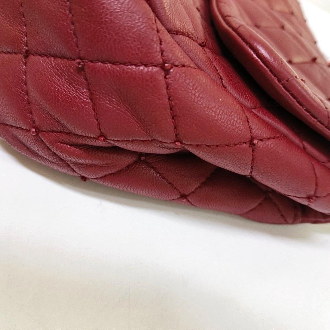 Chanel Seasonal Flap Petit cuir d'agneau bourgogne avec clous, 2012-13 en vente 9
