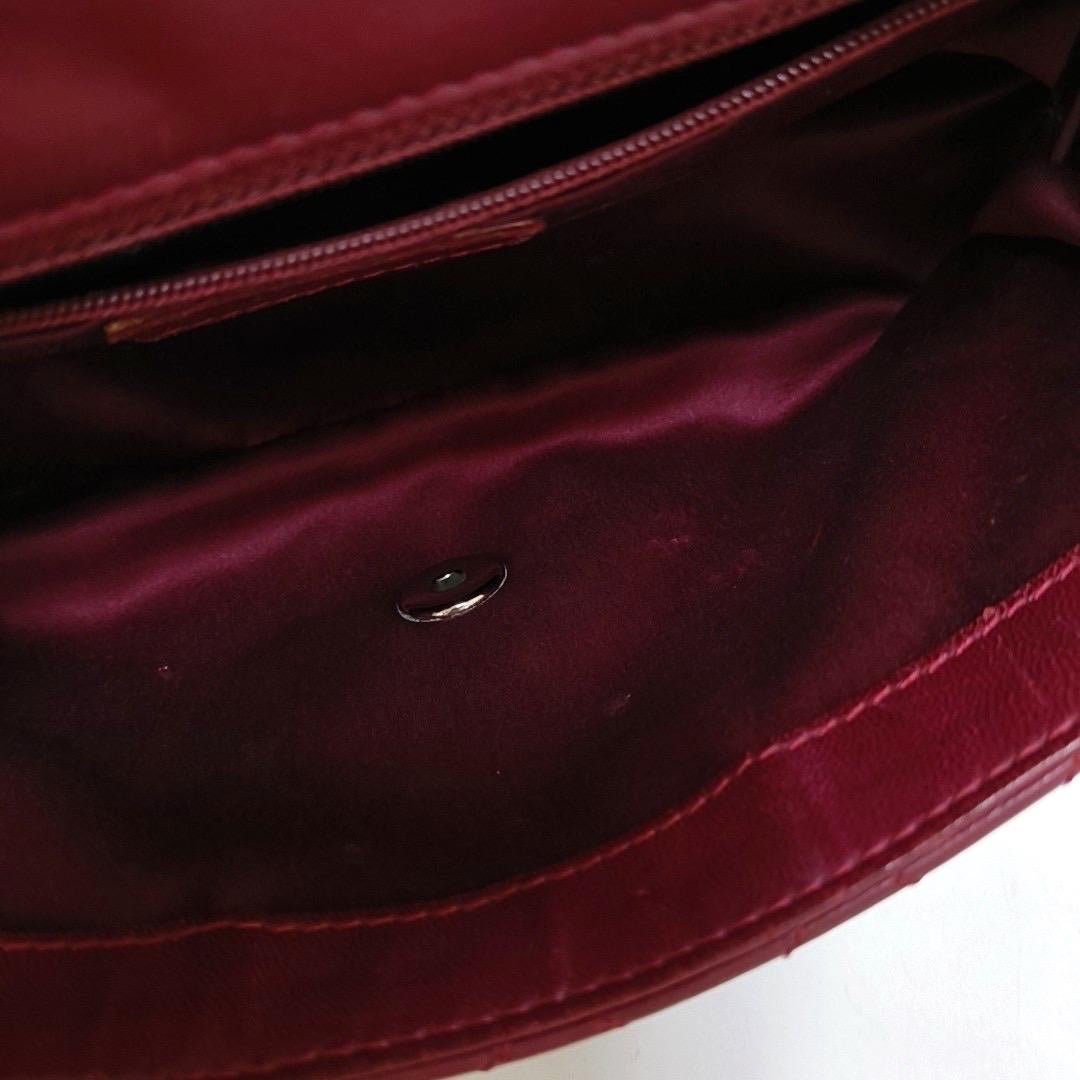 Chanel Seasonal Flap Petit cuir d'agneau bourgogne avec clous, 2012-13 en vente 4
