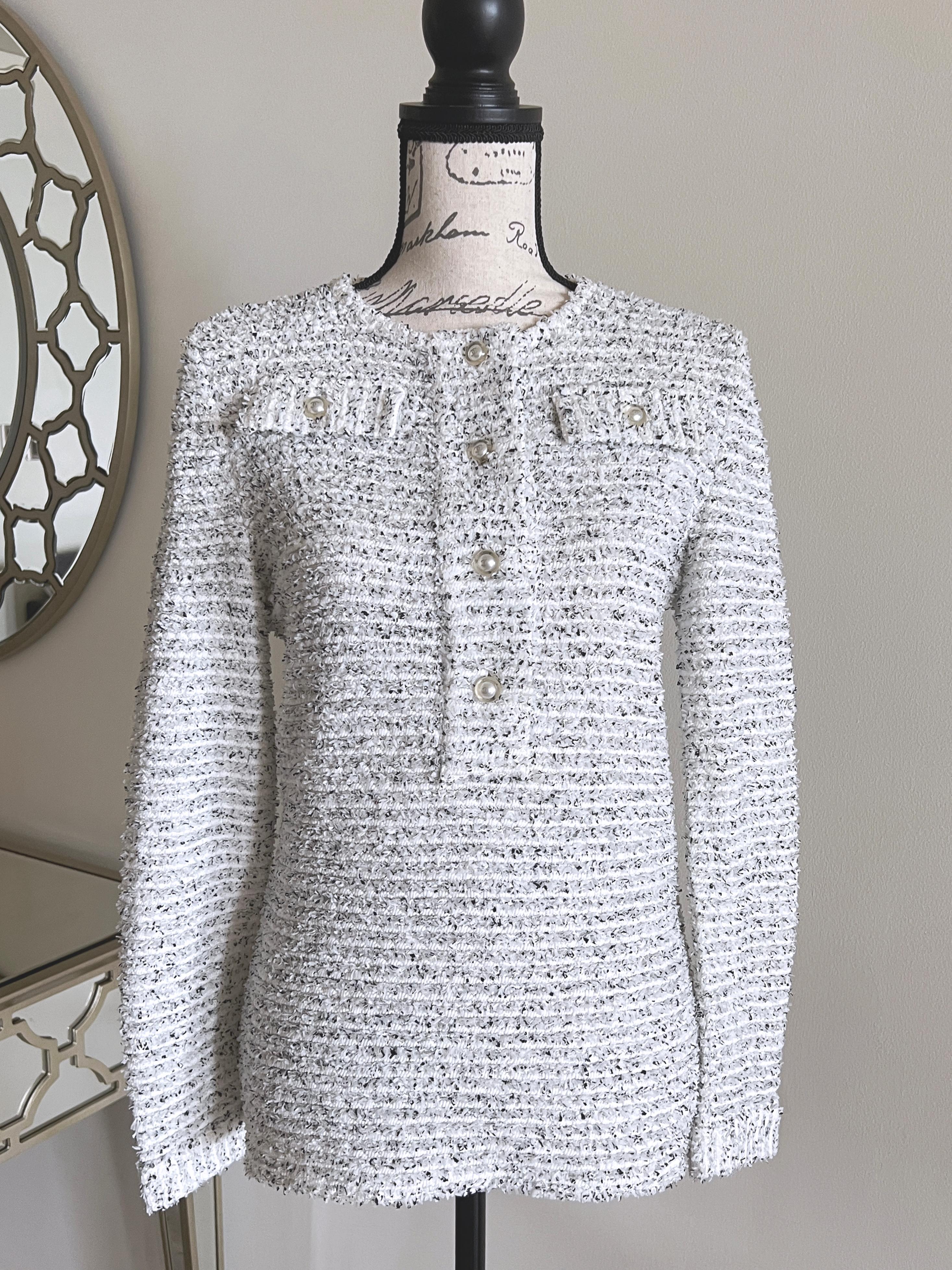 Chanel Seoul Collection Lesage Tweed Jumper In New Condition In Dubai, AE