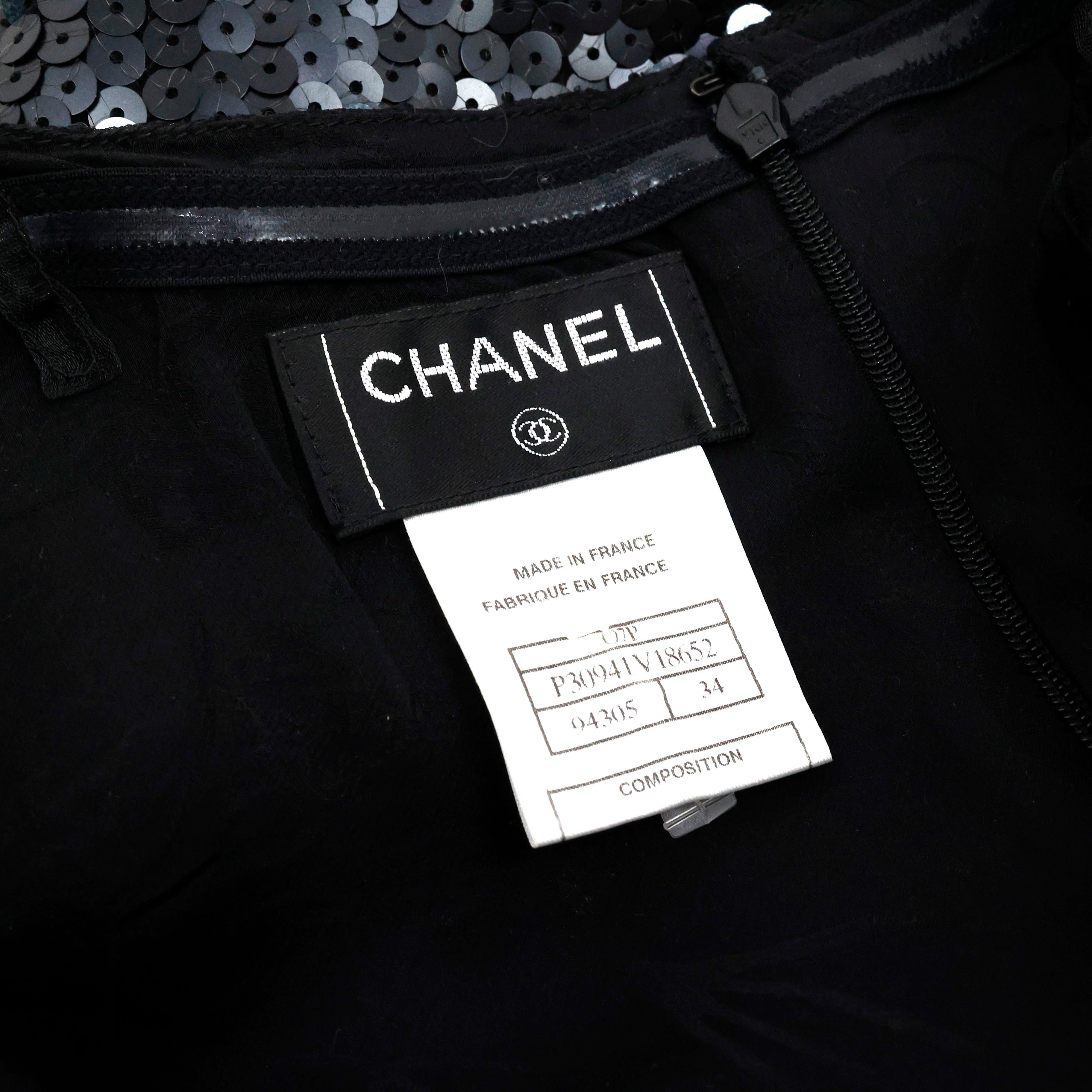 Chanel Schwarzes Paillettenkleid Damen im Angebot