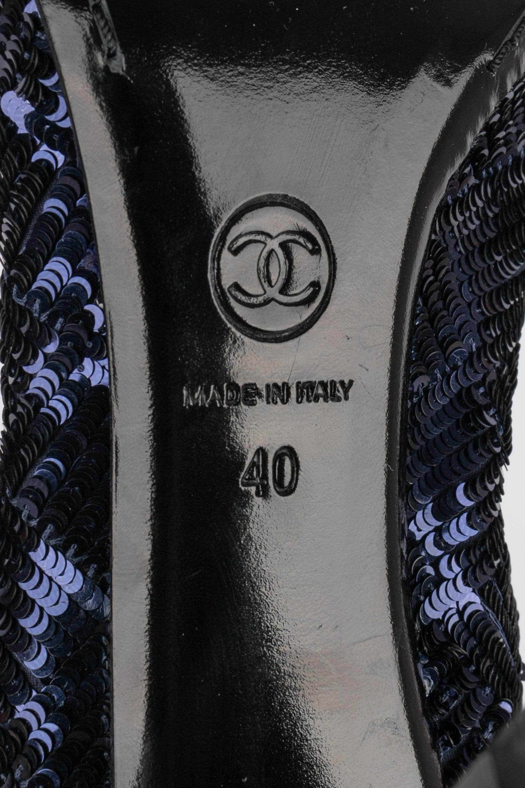 Chanel paillettenbesetzte Pumps im Angebot 6