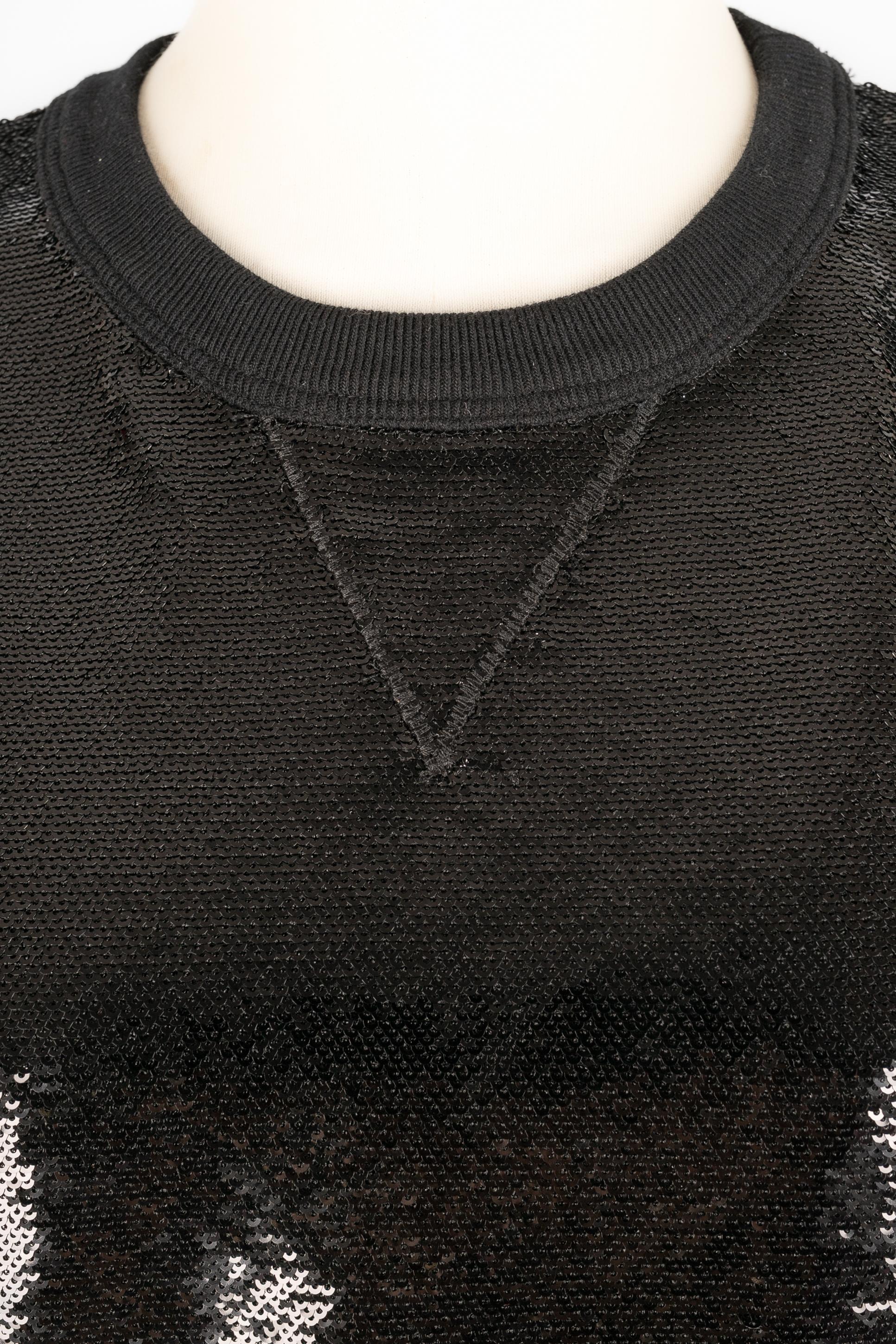 Top con paillettes Chanel in vendita 1