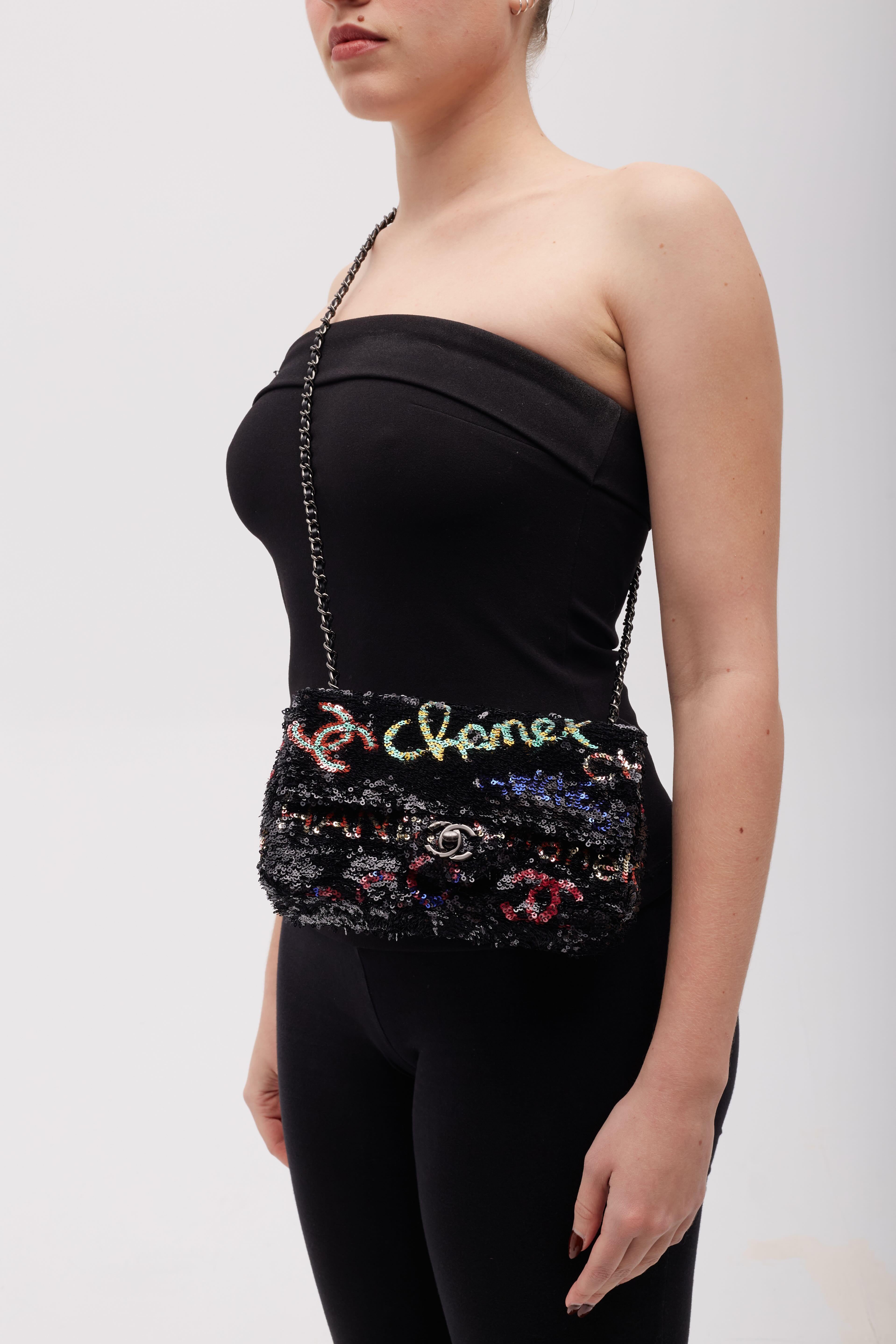 Designer Virginie Viard.
Size: small
Color: black with multicoloured cc logos
Material: sequins
Microchipped
Comes with: dust bag
Condition: Very good.
Made in Italy

Measurements~
20 x 13 x 5 cm
7.8 x 5 x 2 inch