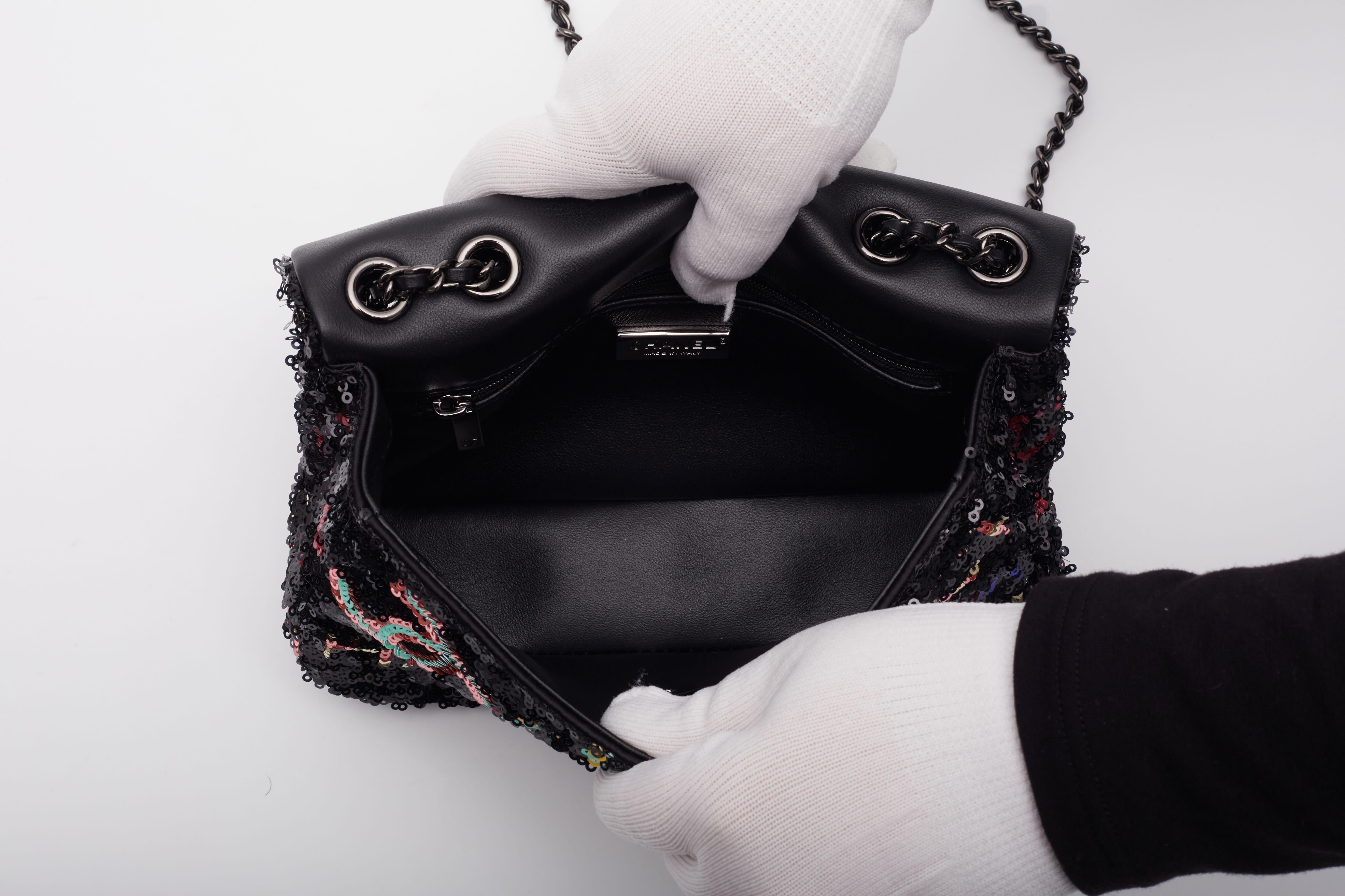 Chanel Sequins Logo CC Single Flap Bag Black Multicolor For Sale 5