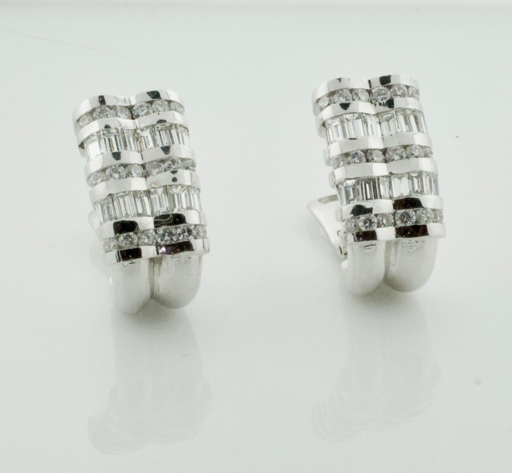 Chanel Set Diamond  Earrings in 18k White Gold 3.45 Carats Total Weight In Excellent Condition For Sale In Wailea, HI