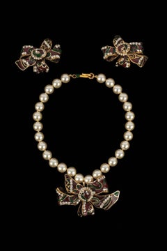 Ensemble de bijoux Chanel 
bow
 années 1980