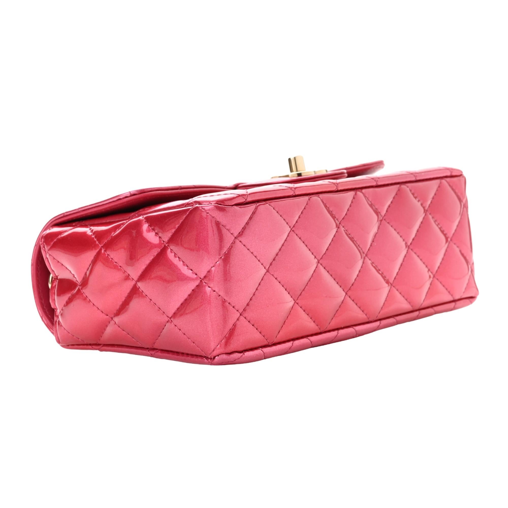 Chanel Shaded Patent Calfskin Quilted Mini Rectangular Flap Pink XS In Excellent Condition For Sale In Montreal, Quebec