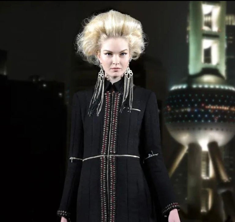 CHANEL Shanghai Métiers d'Art Black Tweed Blazer Jacket with Braided  Details 38