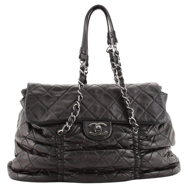 Chanel Black Flat Quilted Shoulder Bag