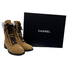 Chanel Shearling and Beige Suede Boots Size 36.5