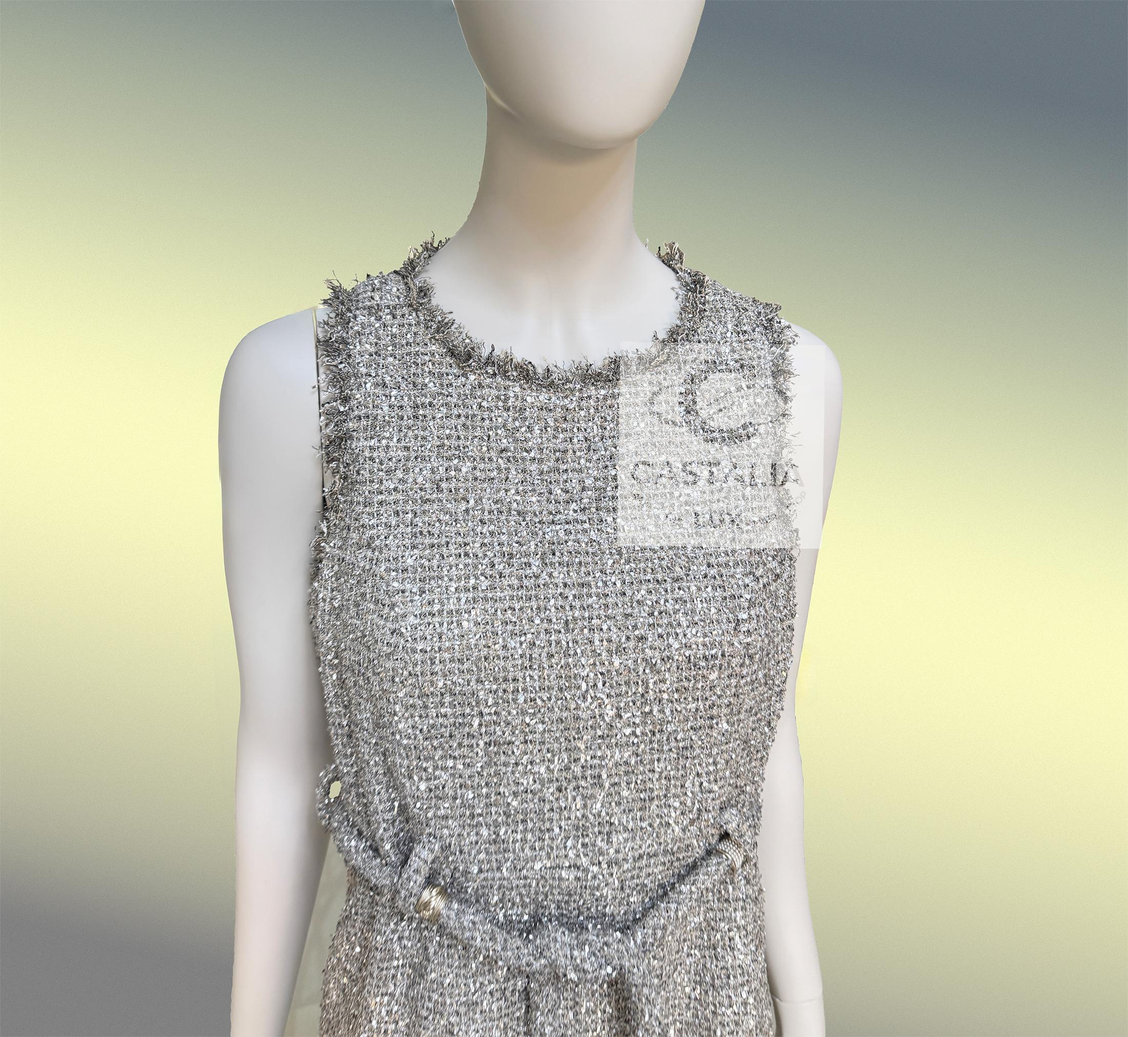 CHANEL Paris / Greece Tweed Belted Dress 36 FR For Sale 4