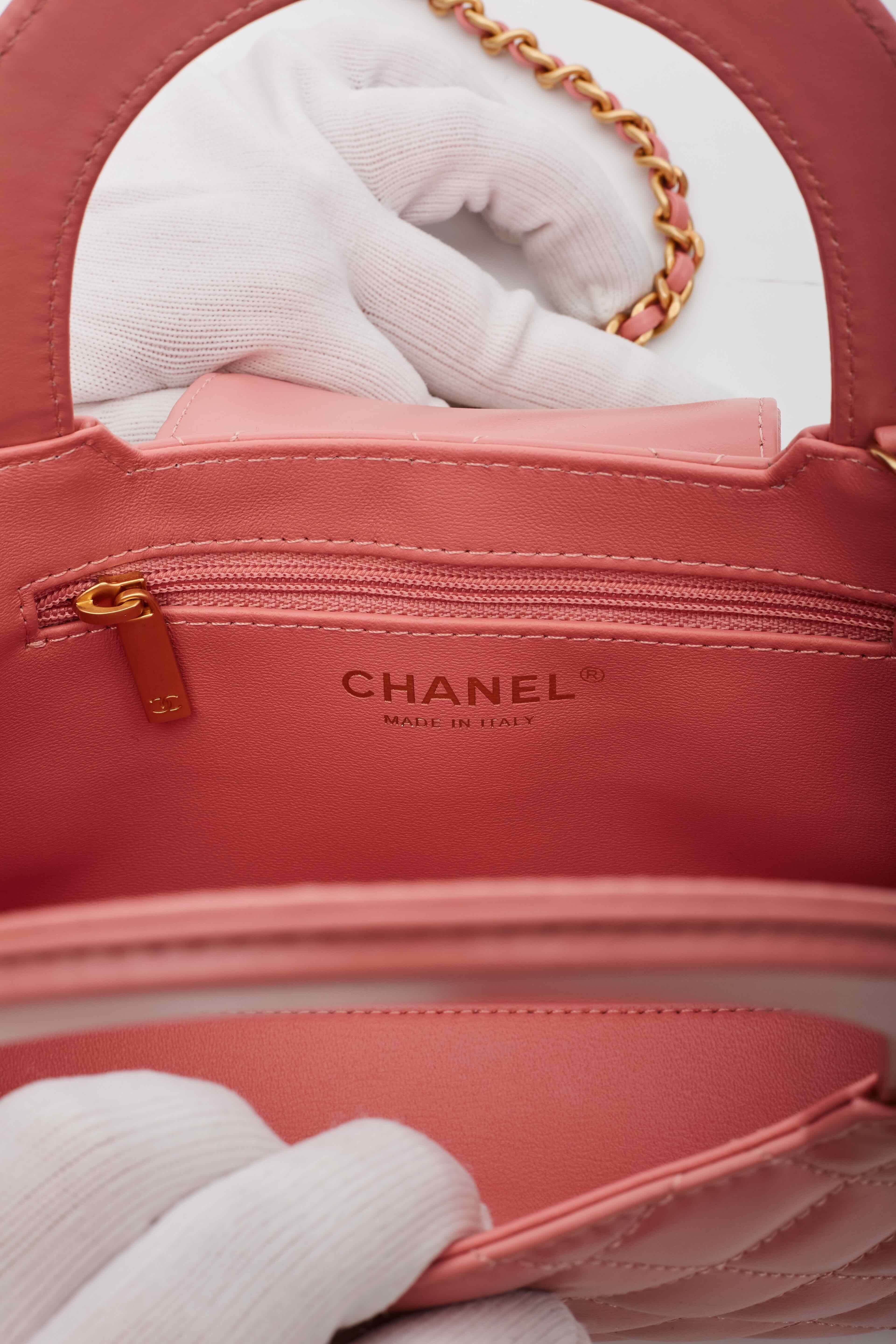 Mini sac Kelly en cuir de veau vieilli rose corail Chanel 2023 en vente 3
