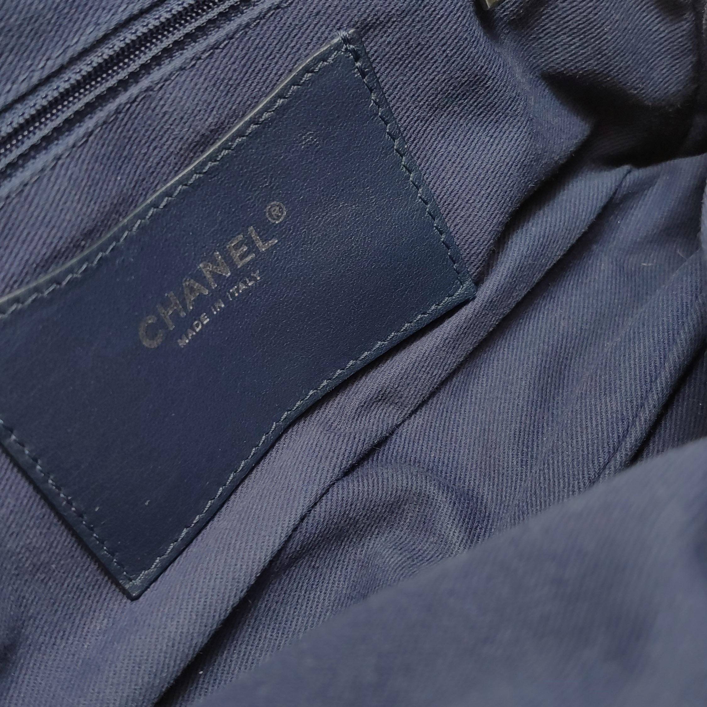 Sac à rabat Shiva rose vieilli cuir de veau vieilli argenté vieilli Chanel en vente 4