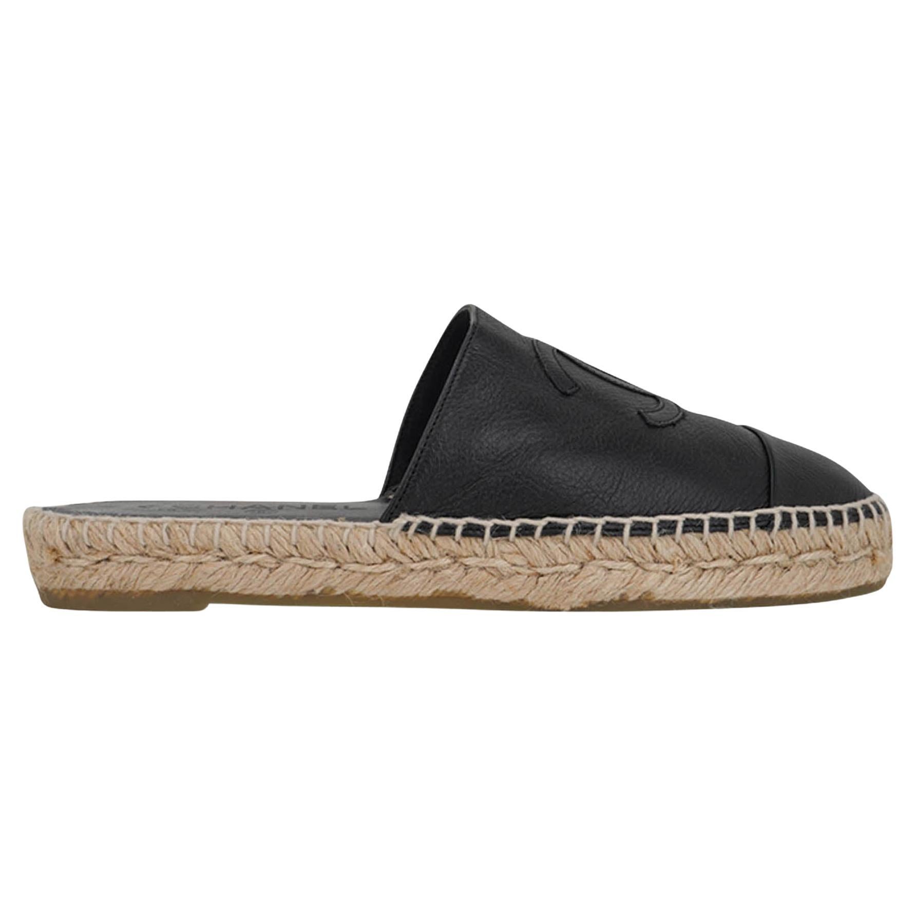 Chanel Shoe Espadrille CC Mules Black Leather 38 For Sale