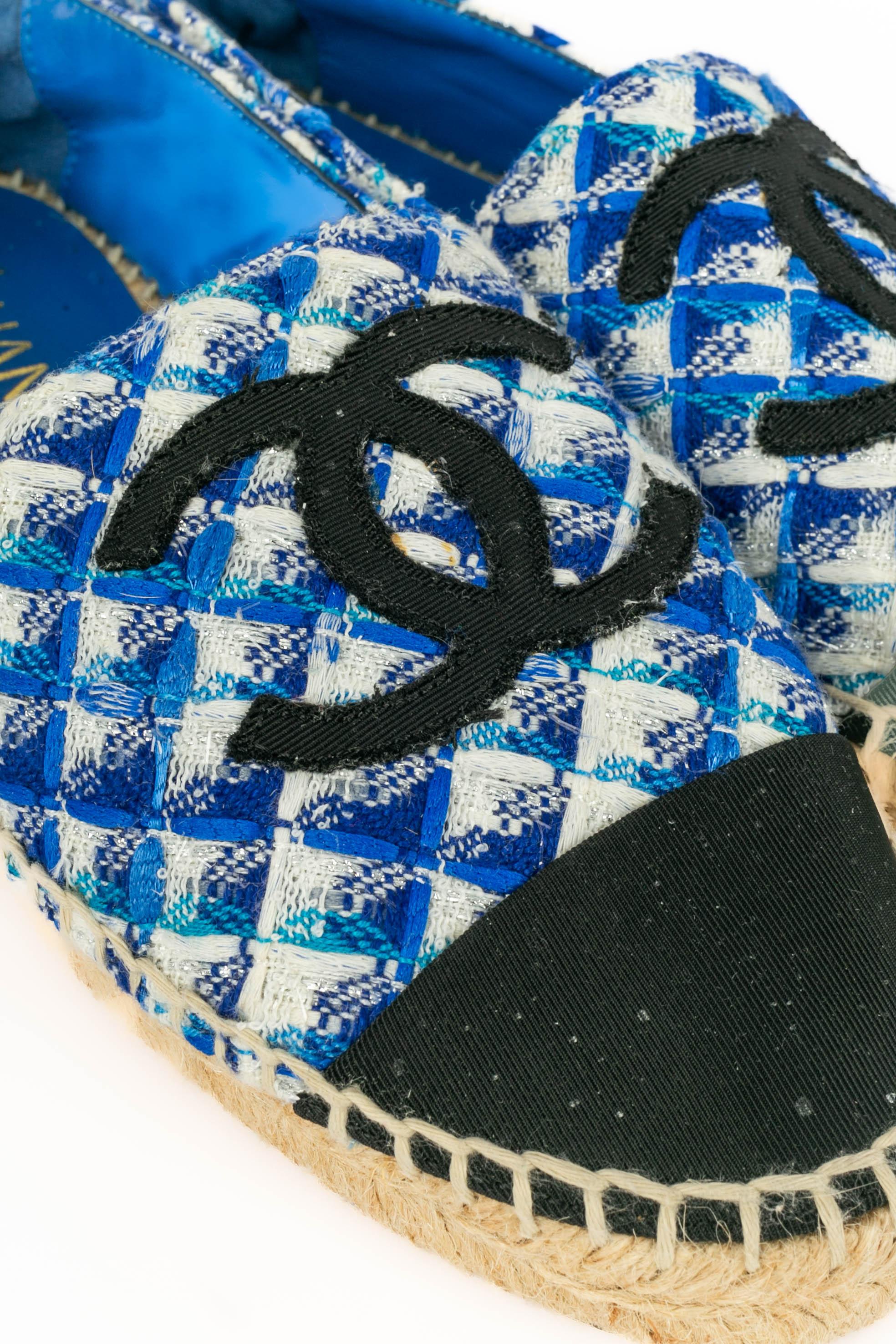 Women's Chanel shoes espadrille-like For Sale