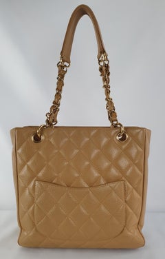 Chanel, Shopping bag in brown leather