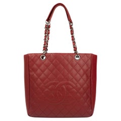 CHANEL, Shopping Bag in red leather