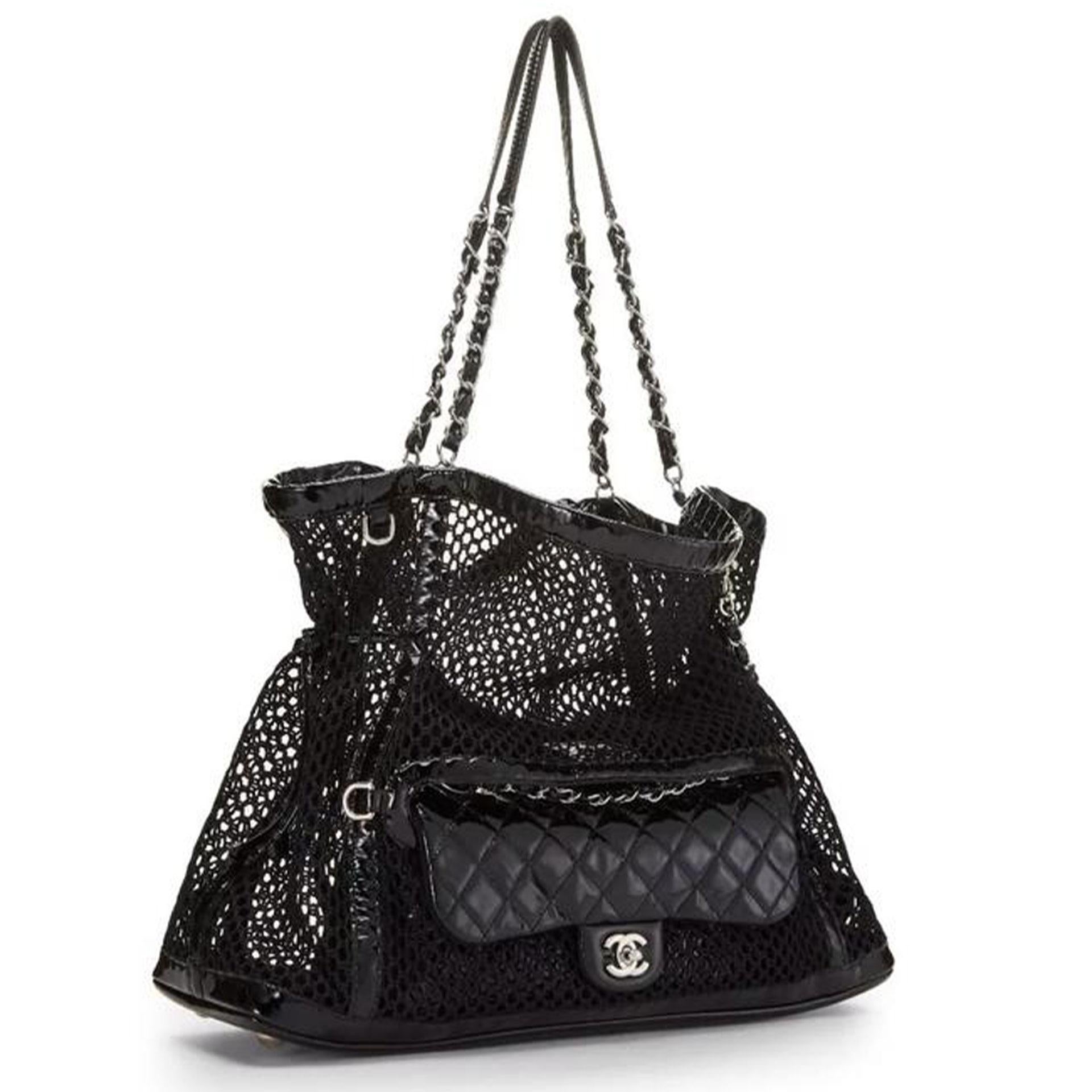 Women's or Men's  2 In 1 Chanel Shopping Classic Flap Cruise Mesh Woven Crochet Black Patent Bag For Sale