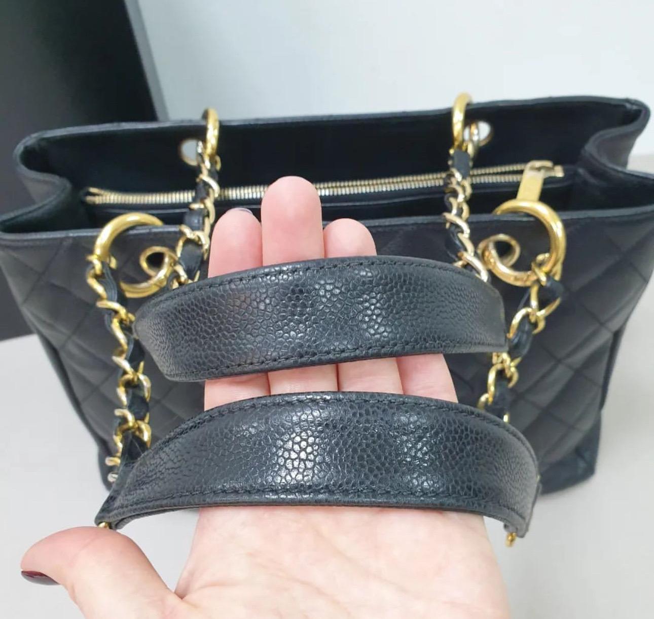 Chanel Shopping GST Schwarze gesteppte Einkaufstasche aus genarbtem Leder im Zustand „Gut“ in Krakow, PL