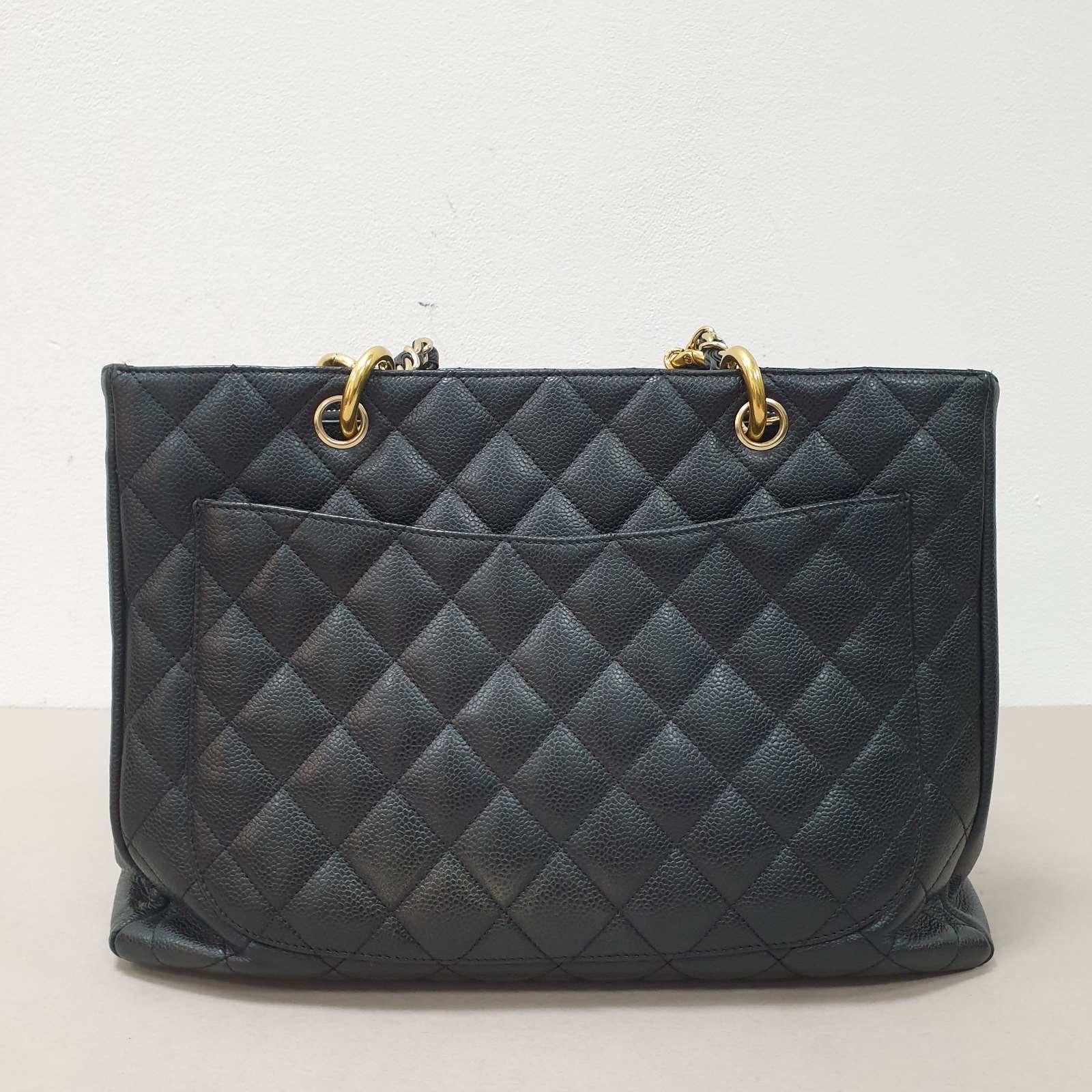 Chanel Shopping GST Schwarze gesteppte Einkaufstasche aus genarbtem Leder 3