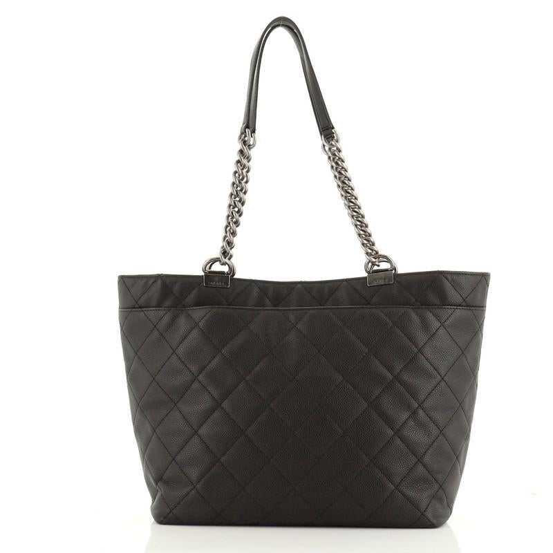 Chanel  Shopping In Chains Tote Quilted Caviar Large In Good Condition In NY, NY