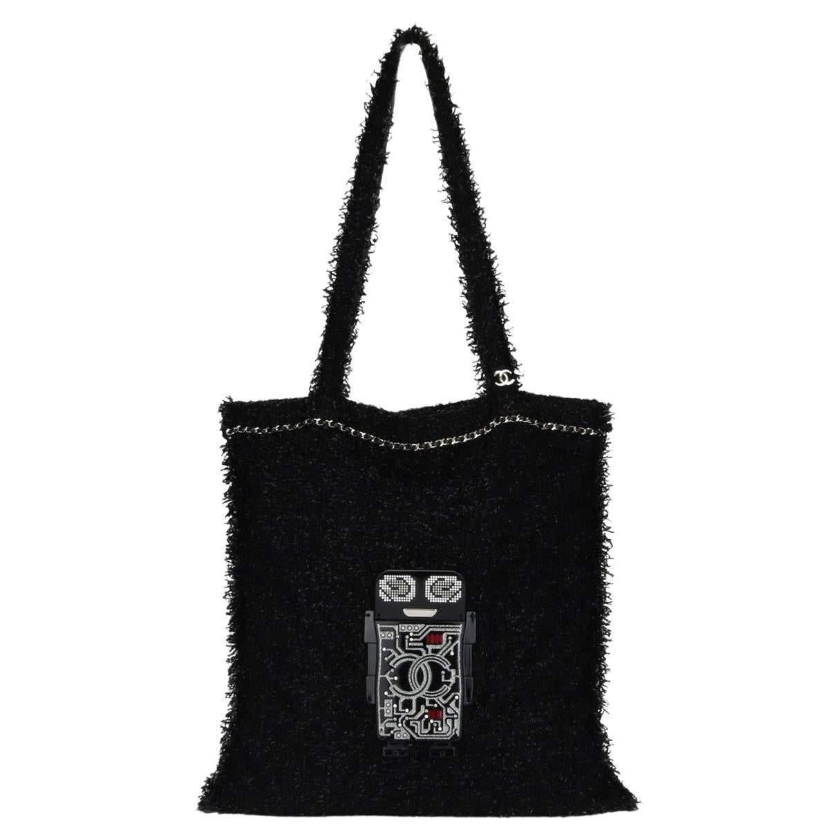CHANEL Shopping in Fabrics Black Tweed Robot Tote Bag Silver Hardware 2017 en vente