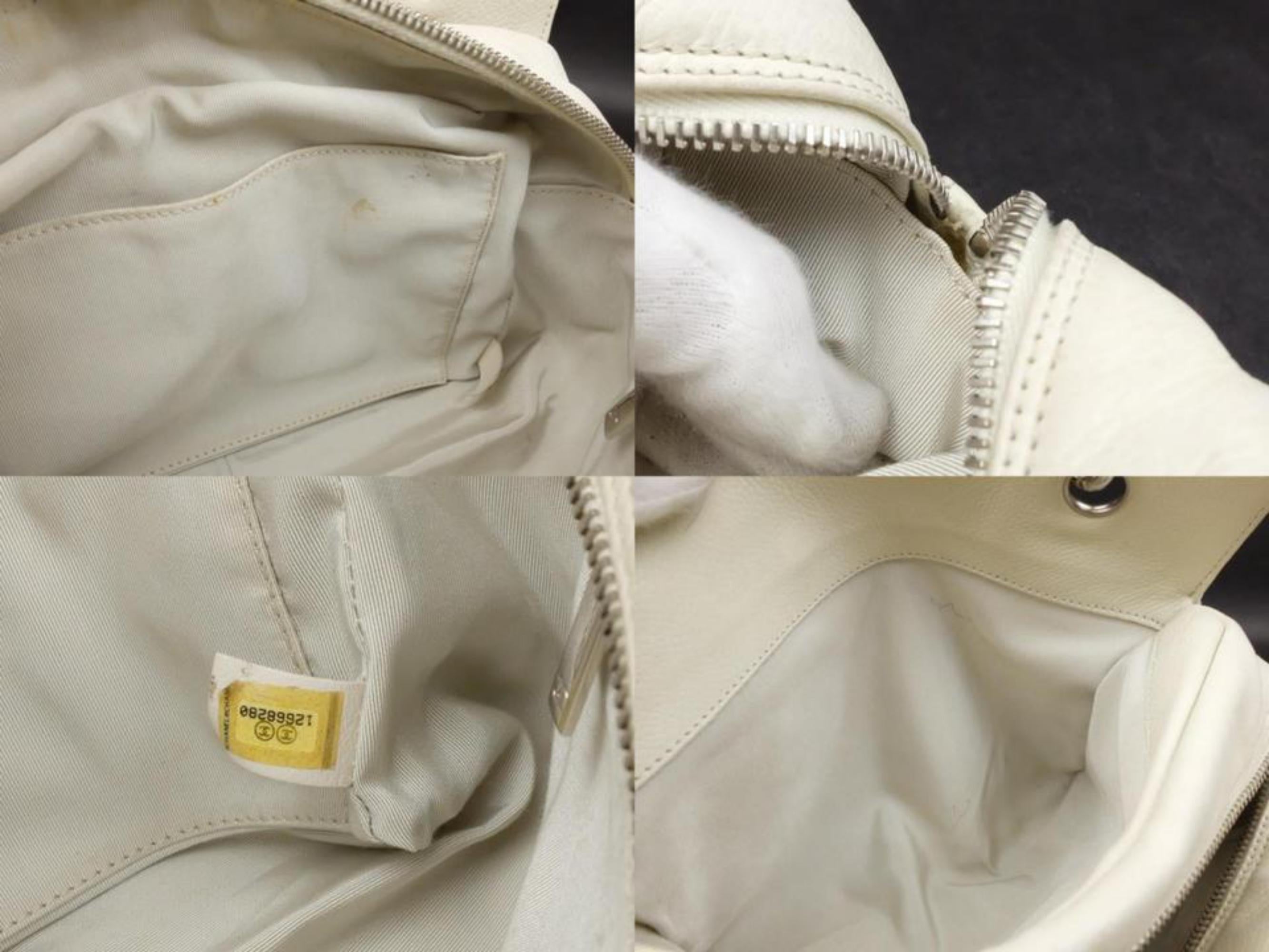 Chanel Shopping Tote Off-white Quilted Caviar Petite 233992 White Shoulder Bag For Sale 4