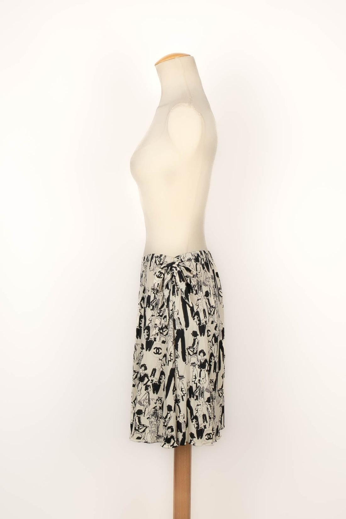 Gray Chanel Short Black and White Silk, 2003