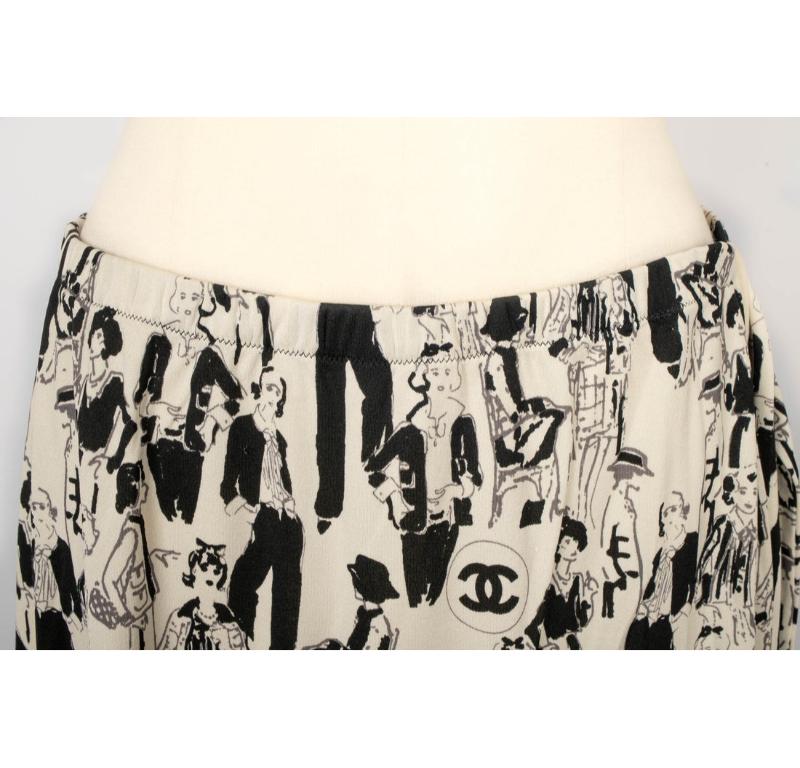 Women's Chanel Short Black and White Silk, 2003